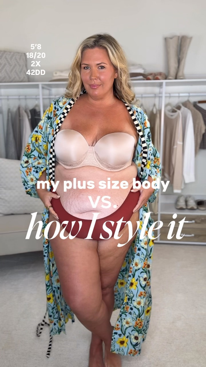 My plus size body vs how I style it! Wearing a size 2X in the top, XXL in the pants and hoodie. Plus size, outfit inspo, casual outfit, mom life, apron belly

#LTKSeasonal #LTKPlusSize #LTKMidsize