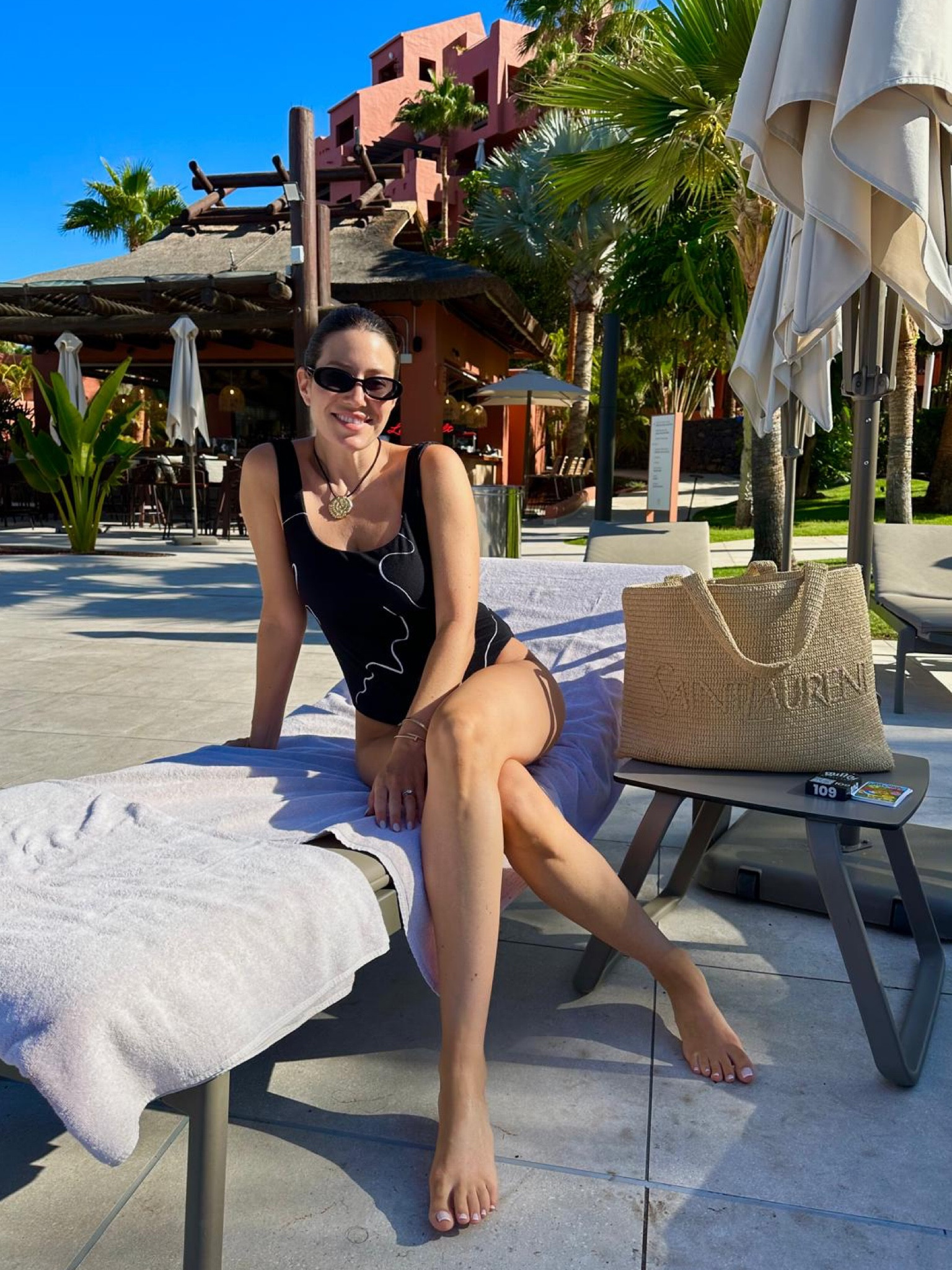 The dreamiest poolside outfit formula 👏🏼

#LTKsummer #LTKstyletip