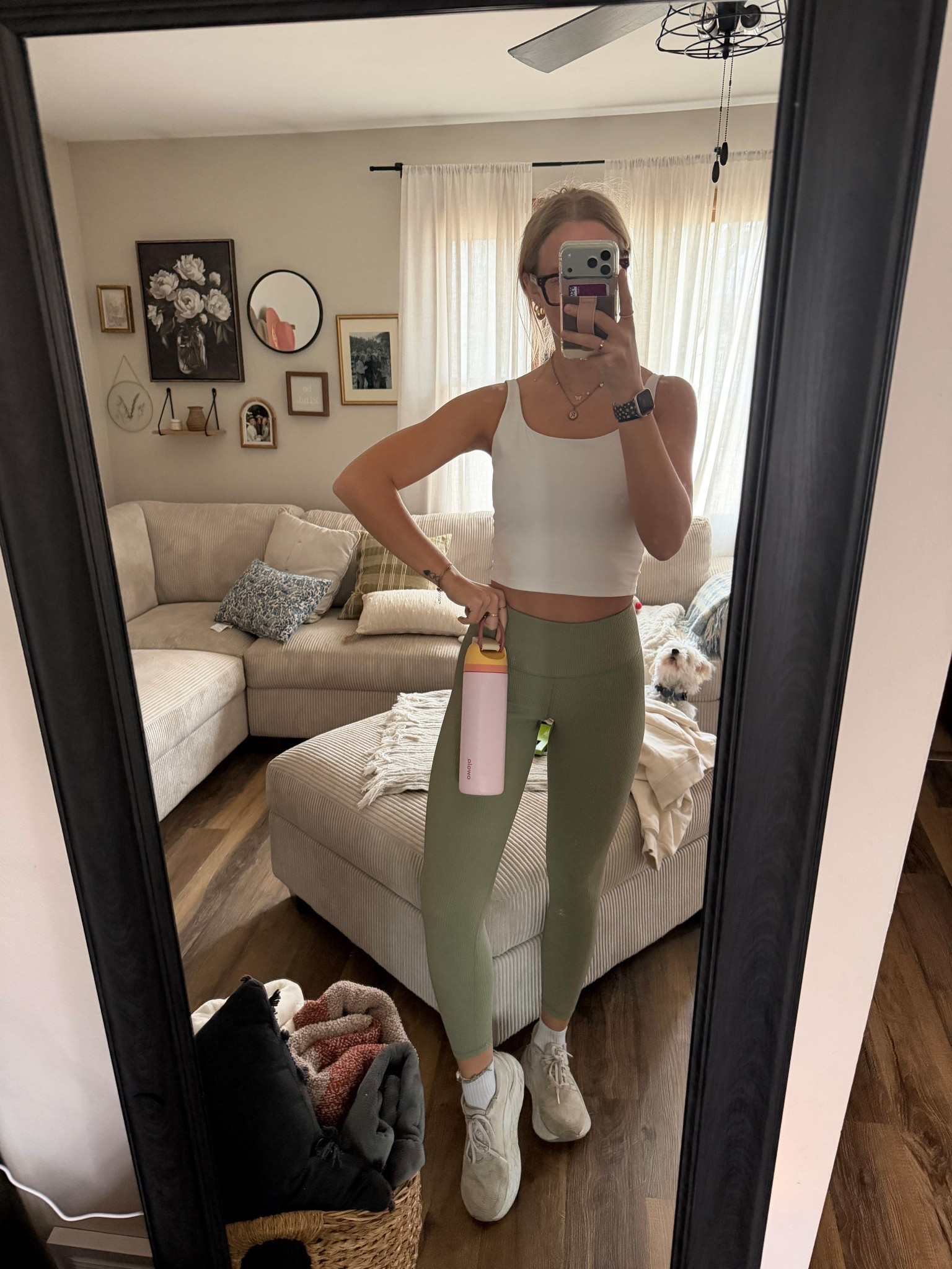 Wednesday’s cardio & arm day outfit—03.04.26 💪🏻💚

Size small in green ribbed Athleta leggings
Size medium in grey Old Navy long sleeve shirt
Size medium in white Old Navy tank top
Size 9 in New Balance running shoes
*socks are from Old Navy!

Athleta finds, Athleta style, Athleta fashion, Athleta leggings, ribbed leggings, greens leggings, green Athleta leggings, fall style, fall outfits, comfy outfits, Old Navy finds, Old Navy style, Old Navy tops, Old Navy fashion, grey athletic tops, trending outfits, white running shoes, New Balance shoes, hot deals, workout outfits

#LTKootd #LTKActive #LTKfitnessgoals