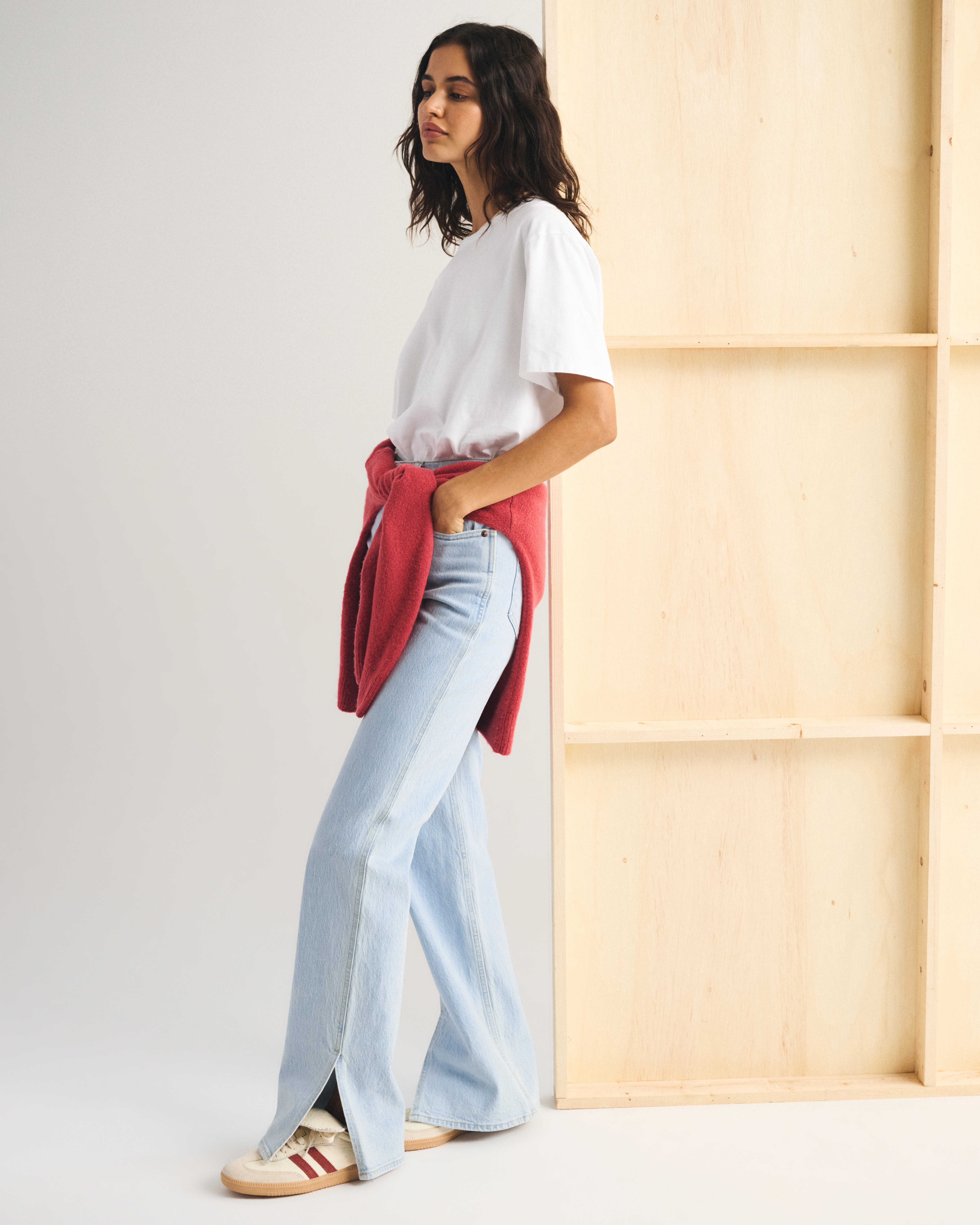 High Rise 90s Relaxed Split-Vent Hem Jean | Abercrombie & Fitch (US)