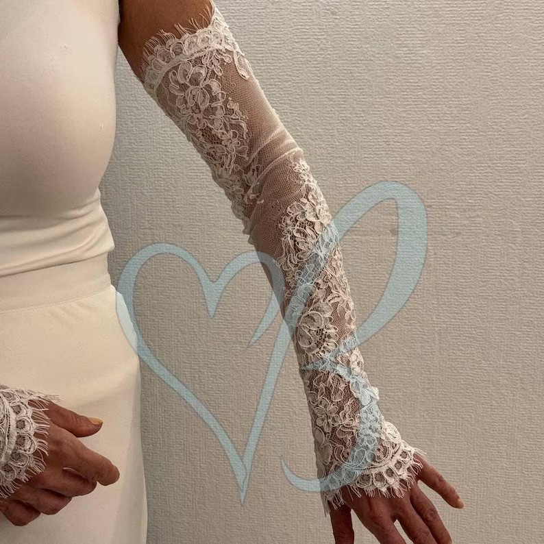 Wedding Chantilly Lace Sleeves: Ivory & White Fingerless Opera Gloves, Rose Lace Bridal Glove - E... | Etsy (US)