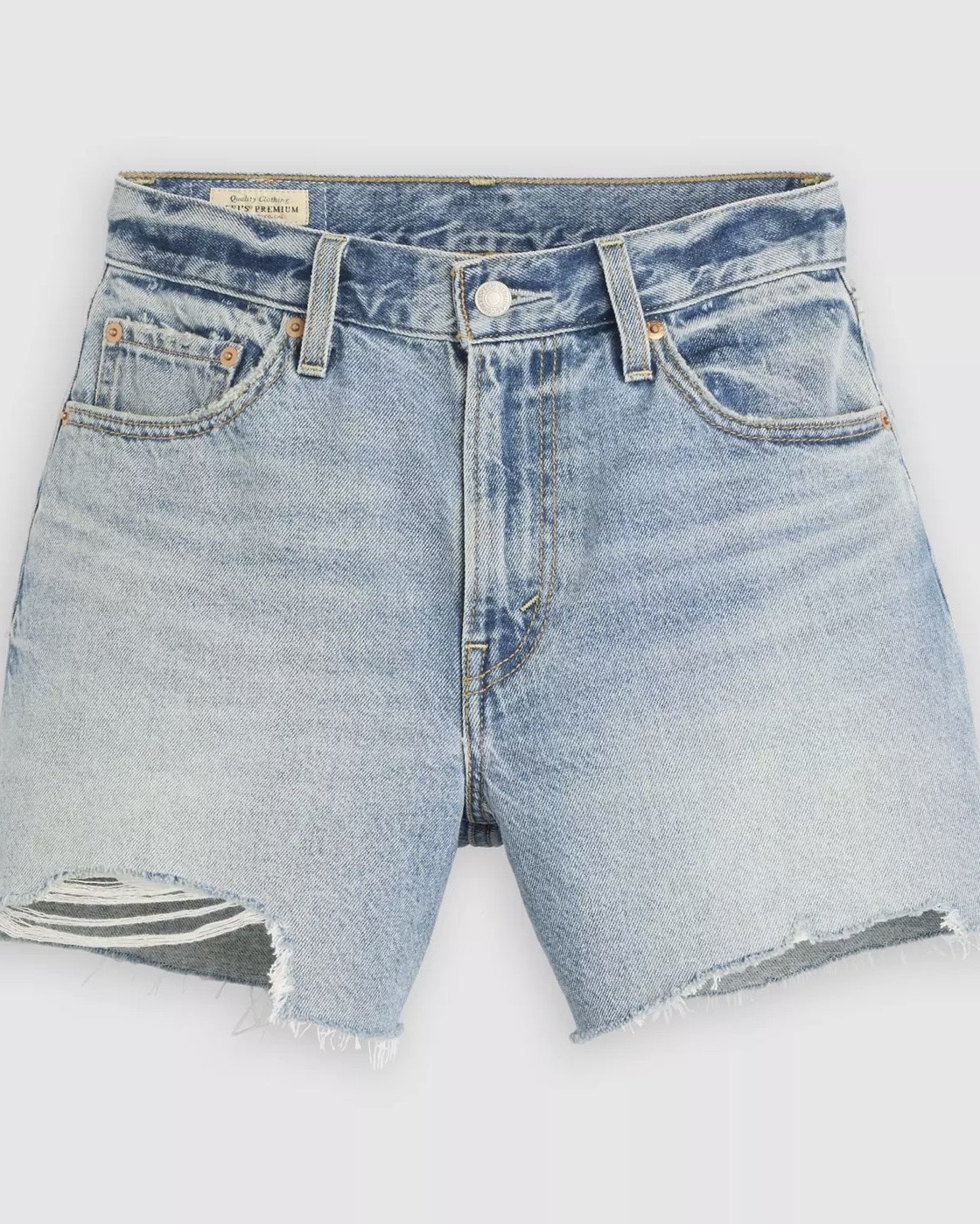 Levi’s Ribcage  🇺🇸❤️💙because everyone needs a great pair denim shorts for the summer

#LTKootd
