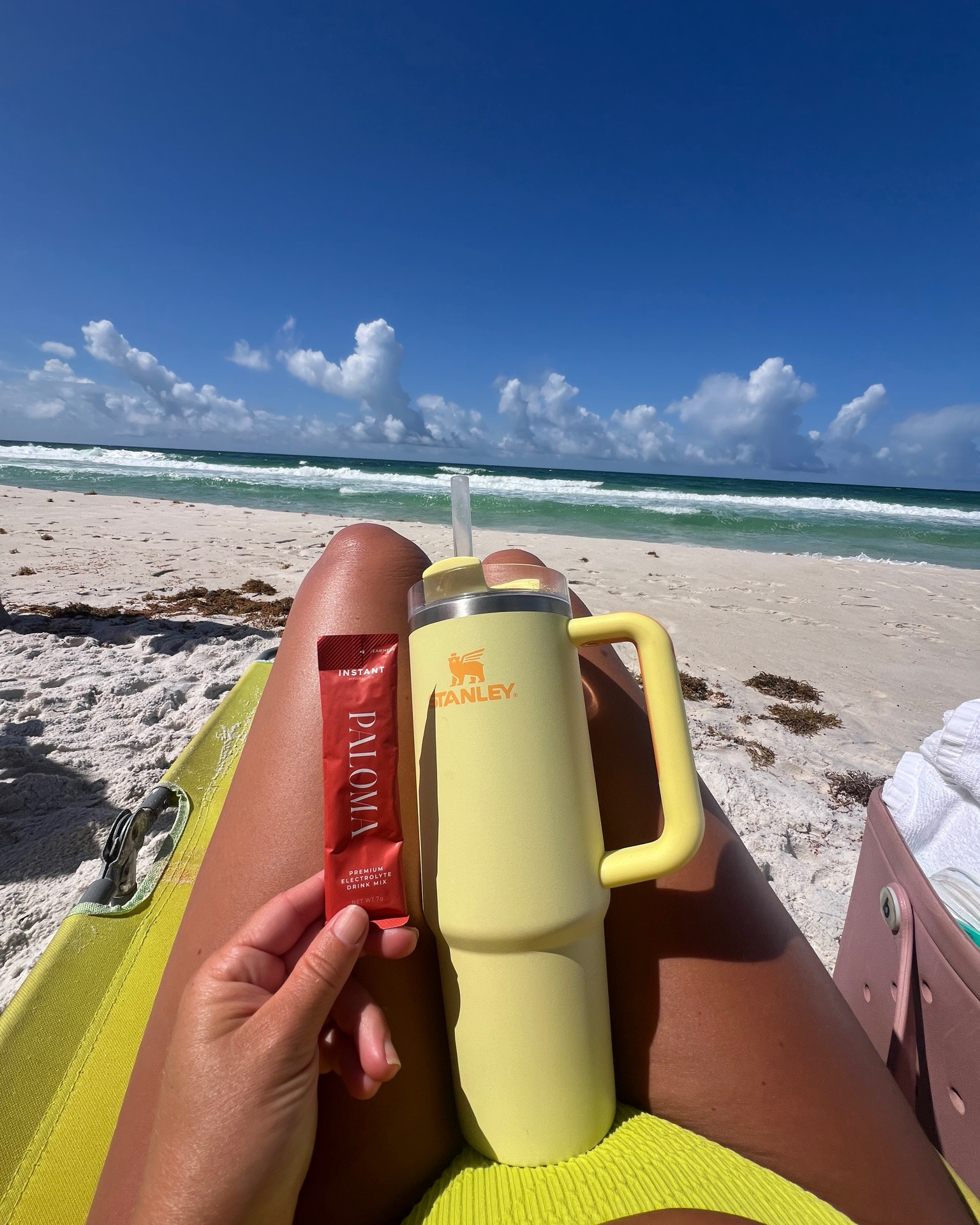 sun lounger ☀️ 🍋‍🟩 🌊