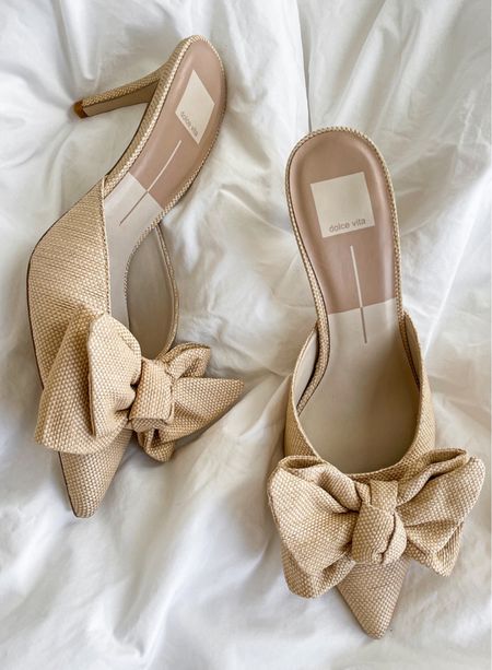 Dolce vita
Bow shoes 
Raffia shoes 
Raffia heels
Bow heels
Summer shoes 


#LTKShoeCrush #LTKSeasonal #LTKStyleTip