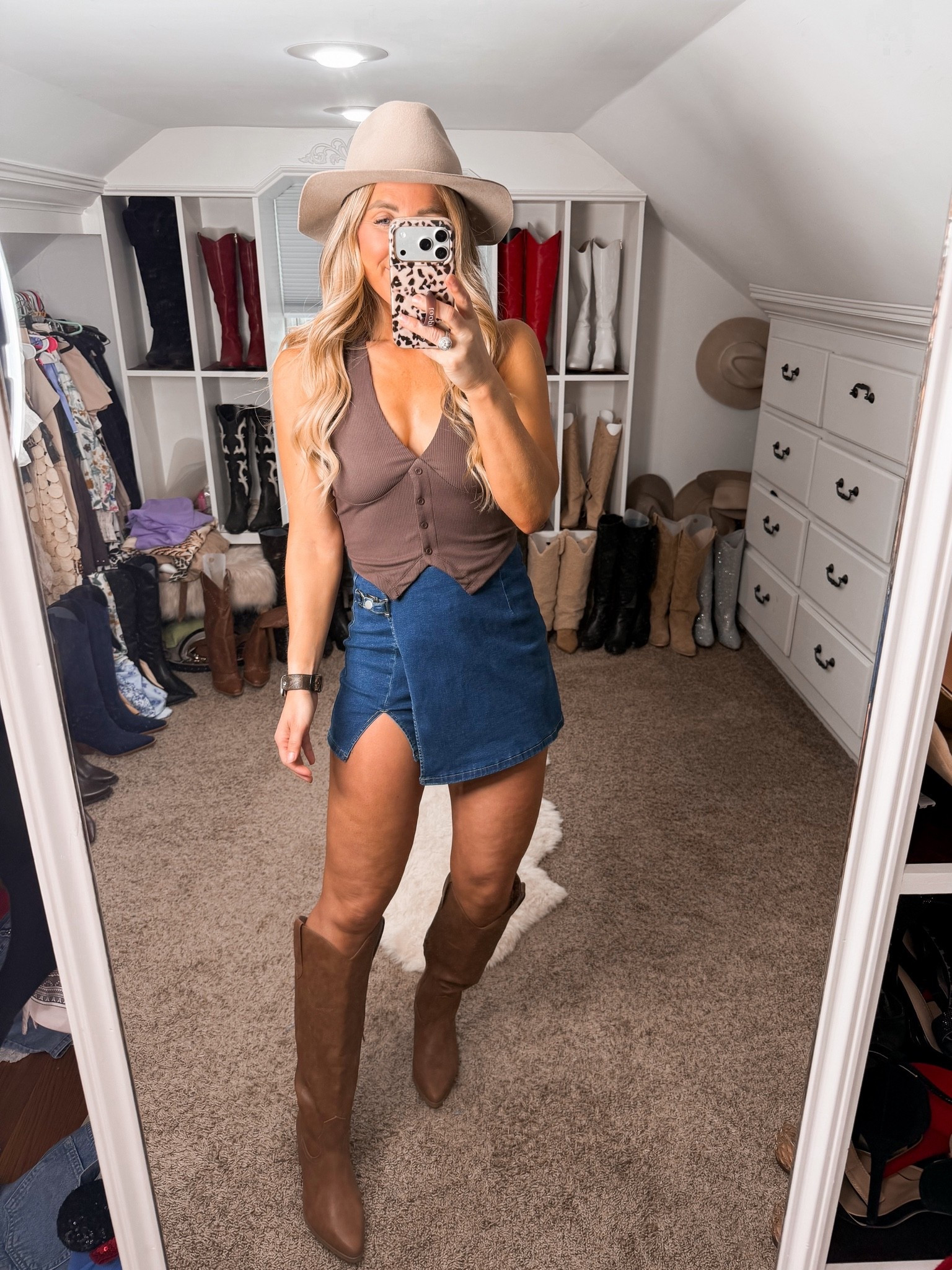 Country festival or concert coming up? I’ve got you covered! All of these cute outfits are from Amazon!

Country concert outfit, country outfit Amazon, Amazon country outfit, country festival outfit, Nashville outfit idea, Nashville outfit, girls trip outfit 