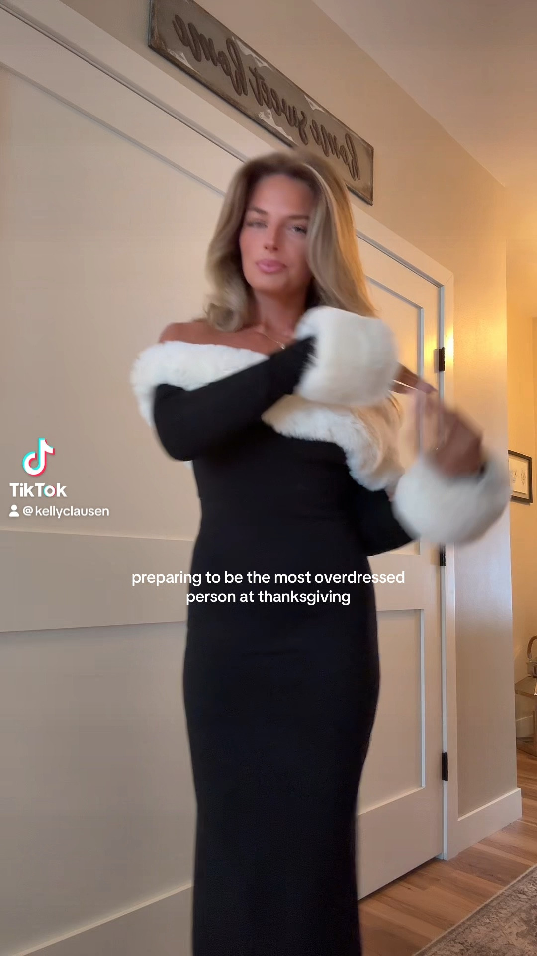 queen of overdressing 🙇🏼‍♀️🫦

#LTKGiftGuide #LTKHoliday #LTKCyberWeek