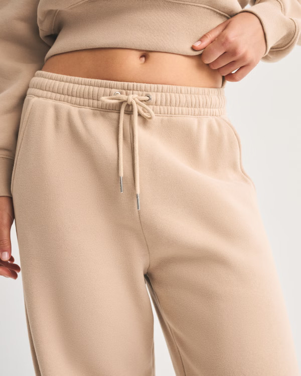 High Rise Sunday Barrel Sweatpant | Abercrombie & Fitch (US)
