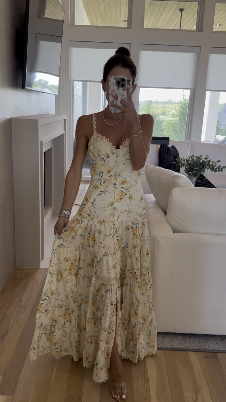 Floral maxi dress shower dress date night size xs

#LTKSaleAlert #LTKPetite #LTKgrwm
