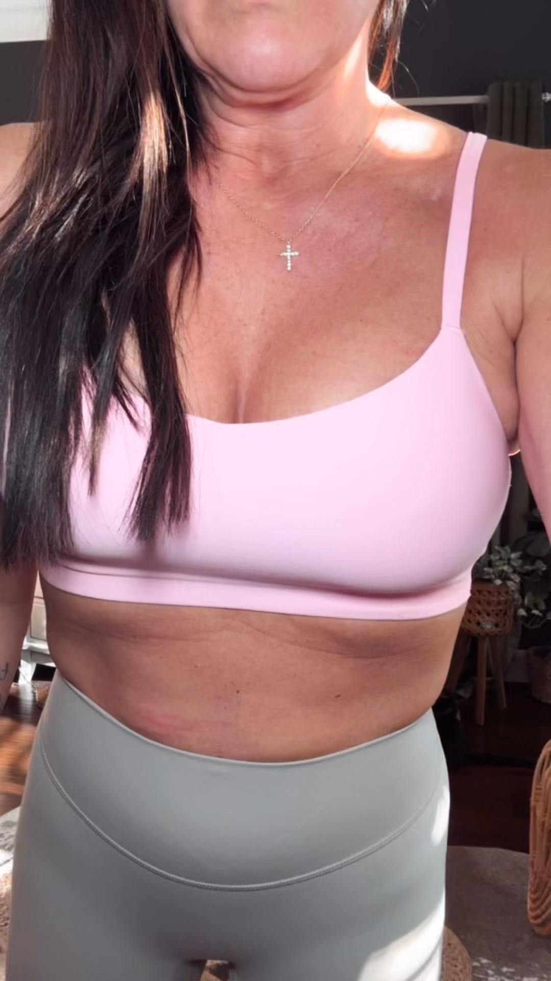 The softest high performance workout outfit that looks so high end without the big price tag! 

#LTKdayinmylife #LTKFindsUnder50 #LTKActive