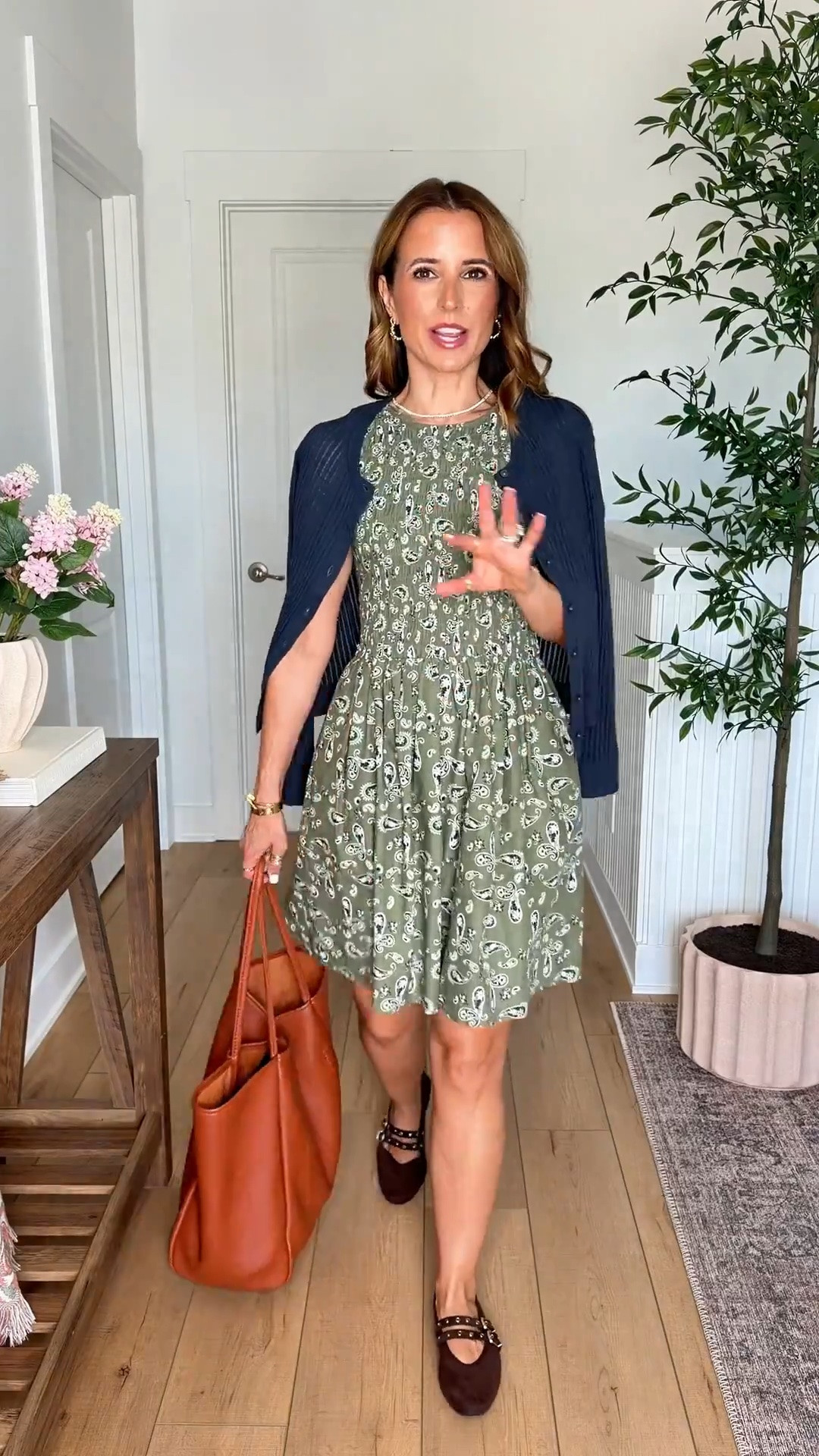 New arrivals at Loft! Loft teacher outfits. Workwear dresses. Work dresses. Business casual dresses. Work conference outfits. Business casual. Office outfit. Fall outfit. Loafers are TTS. Amazon tote bag. XS in belt. 
**Wearing 00 petite or XXS petite in everything. Size down if in-between sizes.