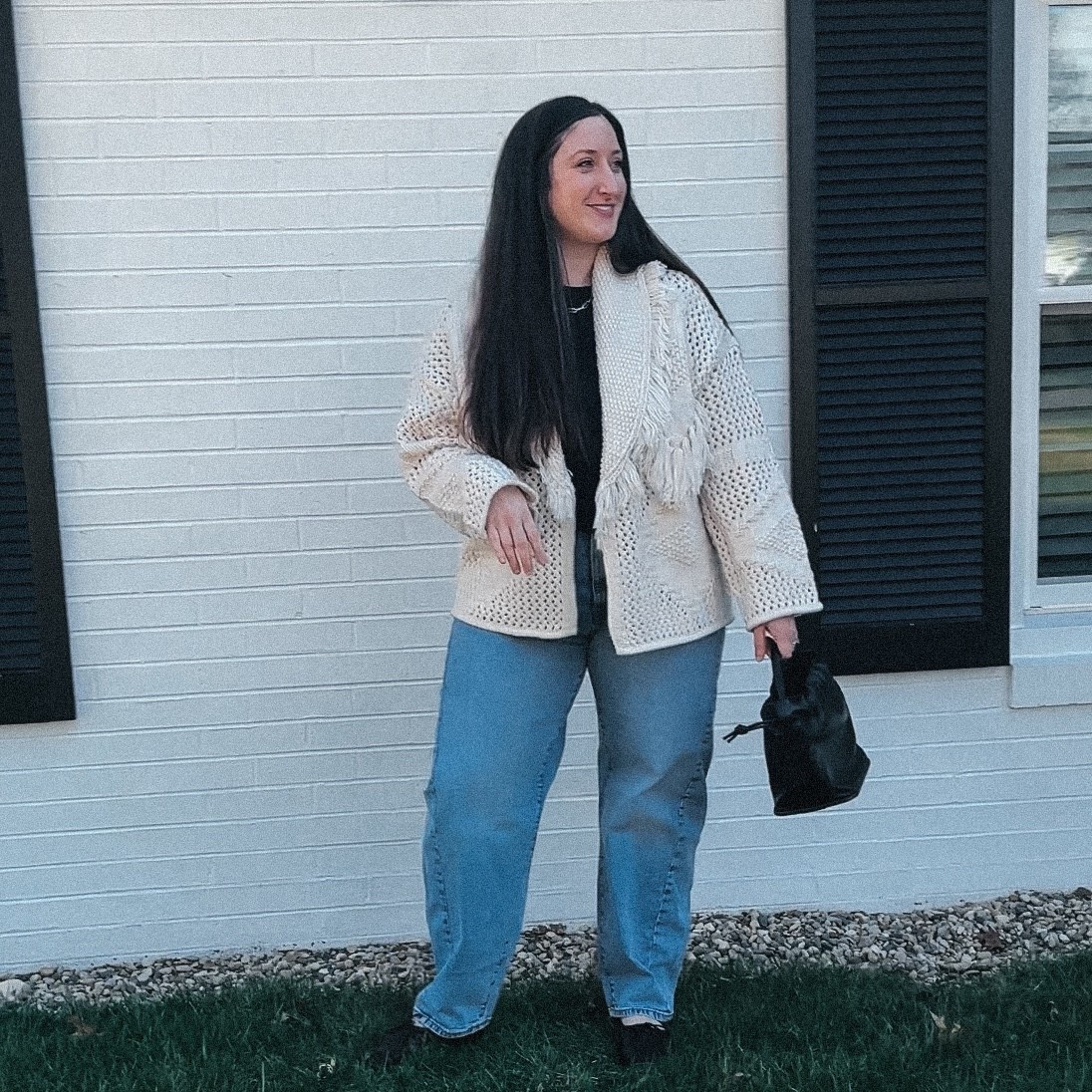 Cozy layers for everyday mom life 🤍 #ad

This sweater from @buffalojeans is the kind of piece I keep reaching for on repeat. It’s cozy, relaxed, and perfect for those everyday moments—school drop-offs, errands, and everything in between.

Paired with their classic jeans, it’s an easy outfit that feels comfortable but still put together.

Because real life style should be simple, comfortable, and still make you feel confident.

#buffalojeans #WeAreDenim 