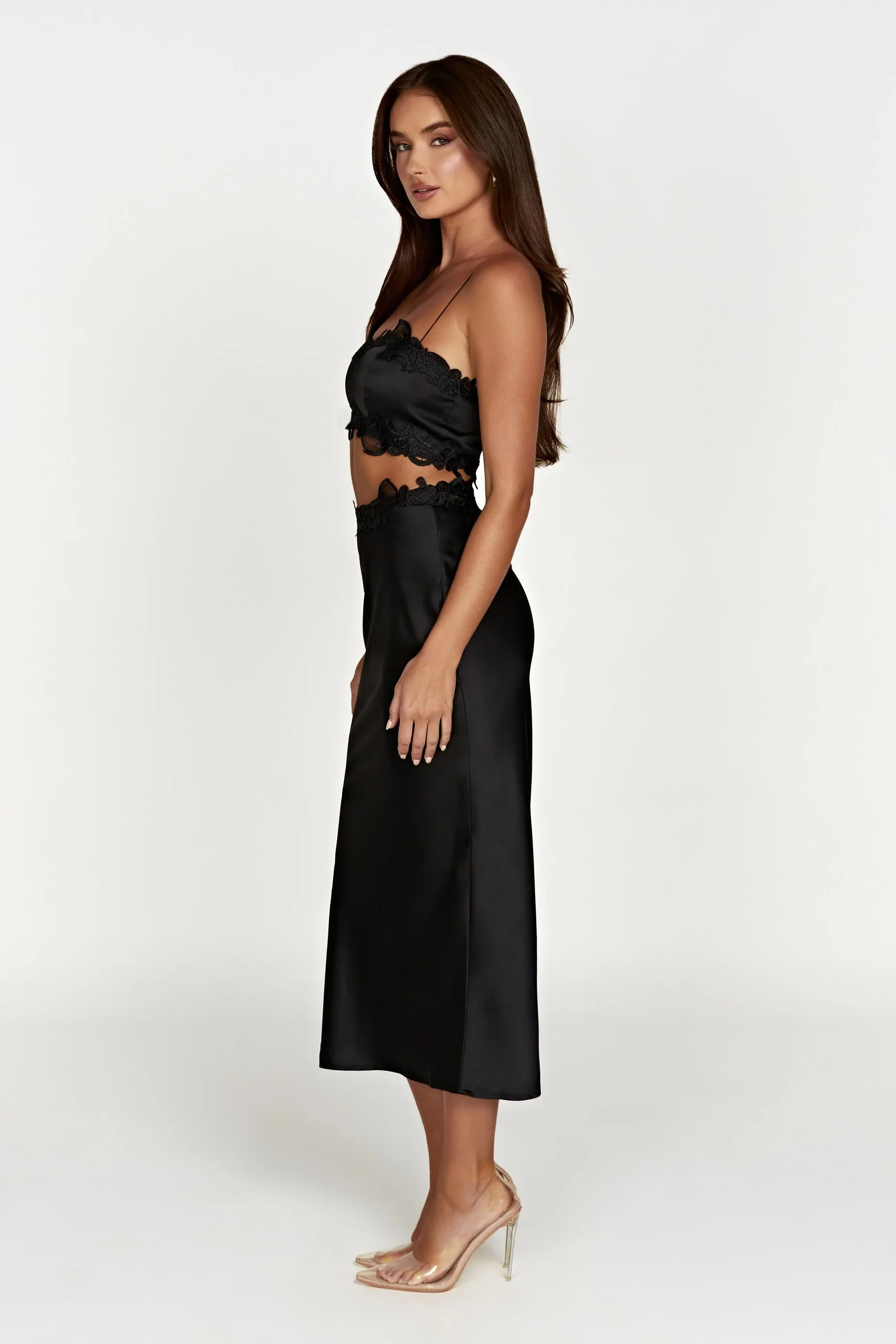 Anika Midi Skirt With Lace - Black | MESHKI US