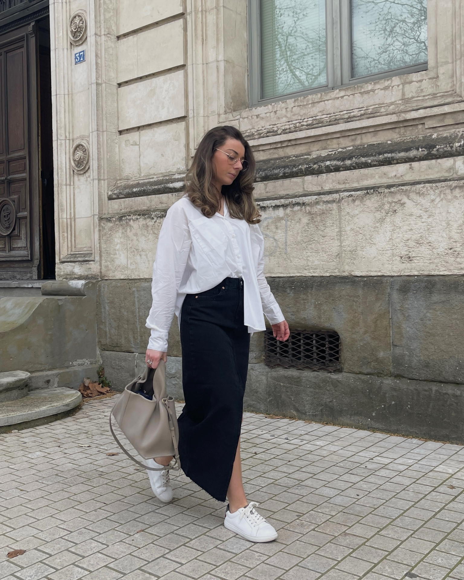 La jupe longue en jean noire ! La grande tendance de ce Printemps 


#LTKSeasonal