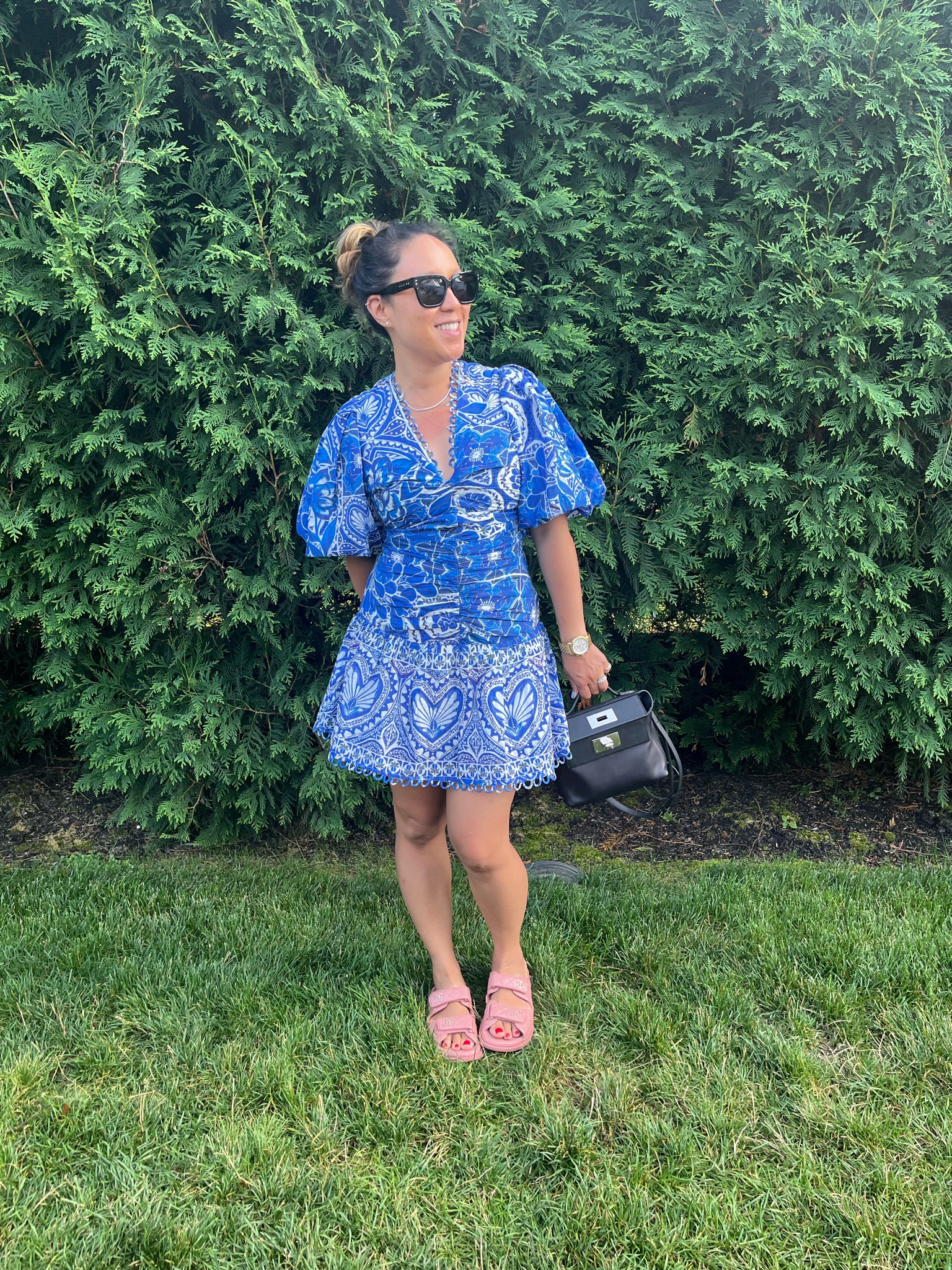 How do I look in blue? Love this dress! Great for summer. Super lightweight. Side zipper. Ruched front is super flattering. I love the big sleeves. I’m wearing an xs. Best part. It’s on sale!

#LTKShoeCrush #LTKSaleAlert #LTKTravel