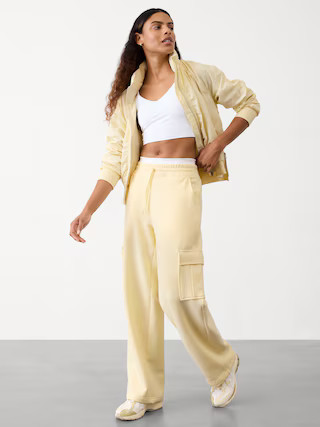 Easy Fleece Mid Rise Straight Cargo Pant | Athleta