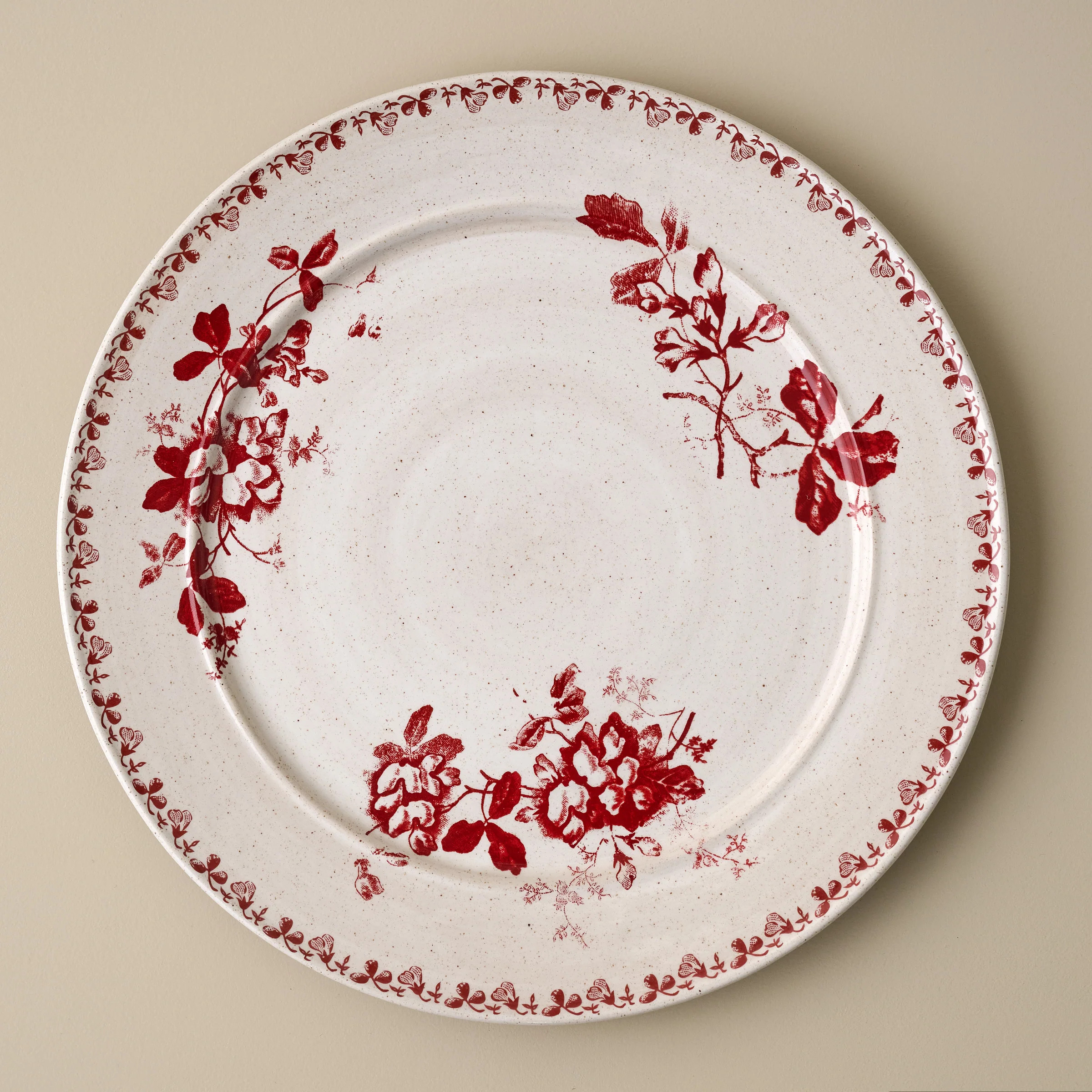Heirloom Garden Scarlett Floral Plate | Magnolia