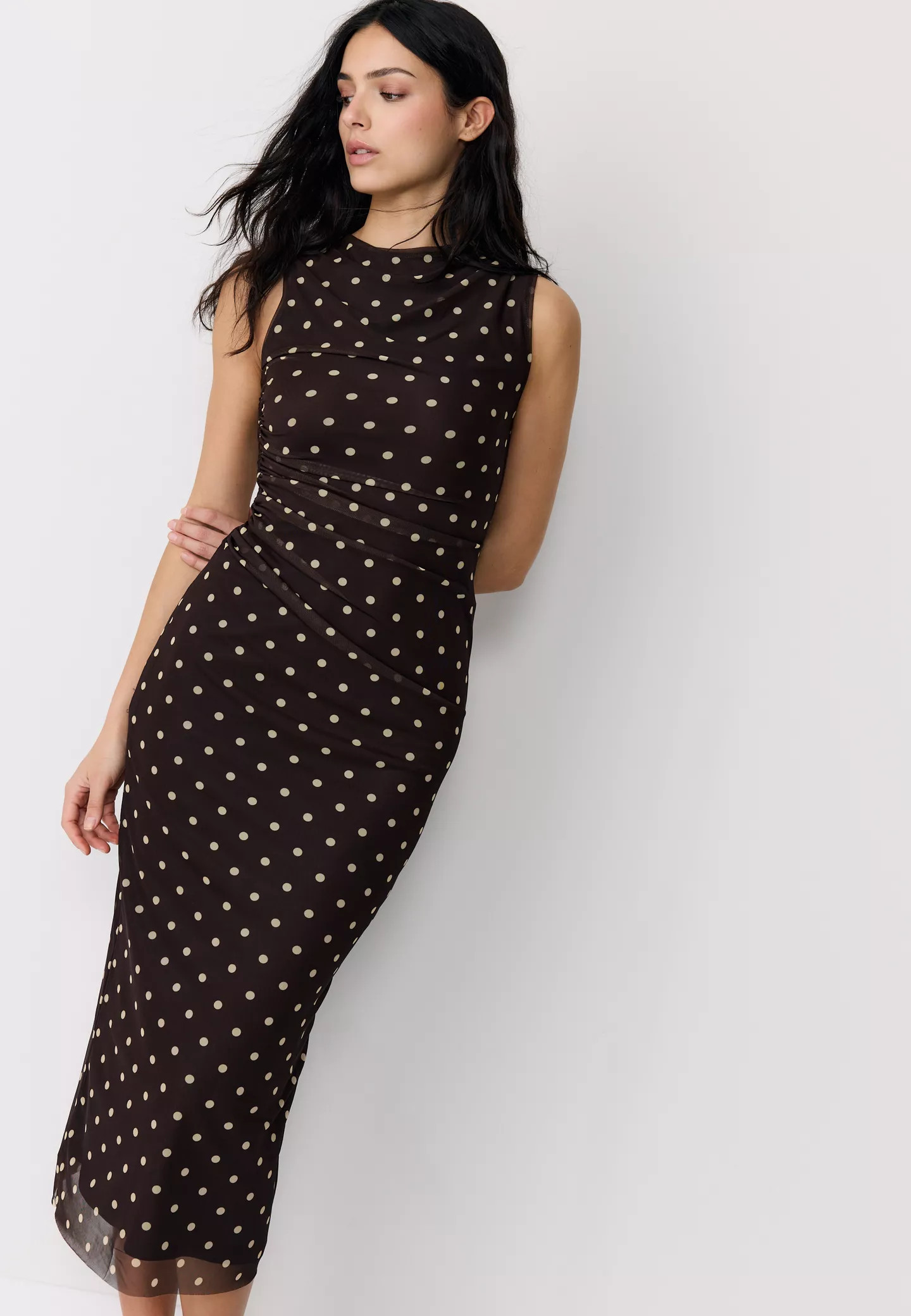 Polka dot tulle sleeveless midi dress - Women's fashion | Stradivarius United Kingdom | Stradivarius (UK)