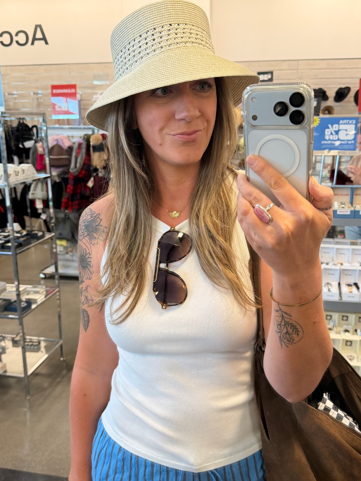 Bucket hat that actually fits my big head! 🙌🏻 Large tank

#LTKOver40 #LTKTall