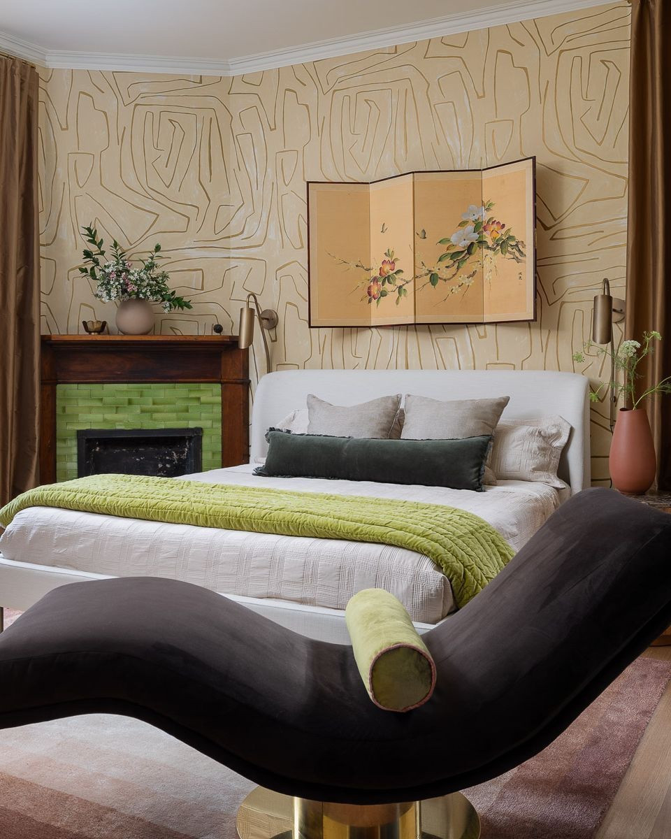 Bethany was recently featured in @VerandaMag ’s “designer’s favorite quilts and coverlets”. This one by Serena and Lily on her own bed is a favorite! #ltkhome 