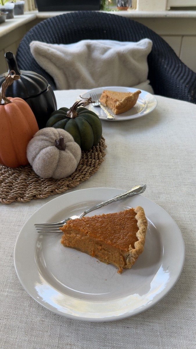 Pumpkin pie ft target grocery!!! 🍂🥧🎃🥰

Fall, Target, autumn, recipes, foodie, kitchen, candle, spices, ingredients 

#LTKHalloween #LTKSeasonal #LTKHome