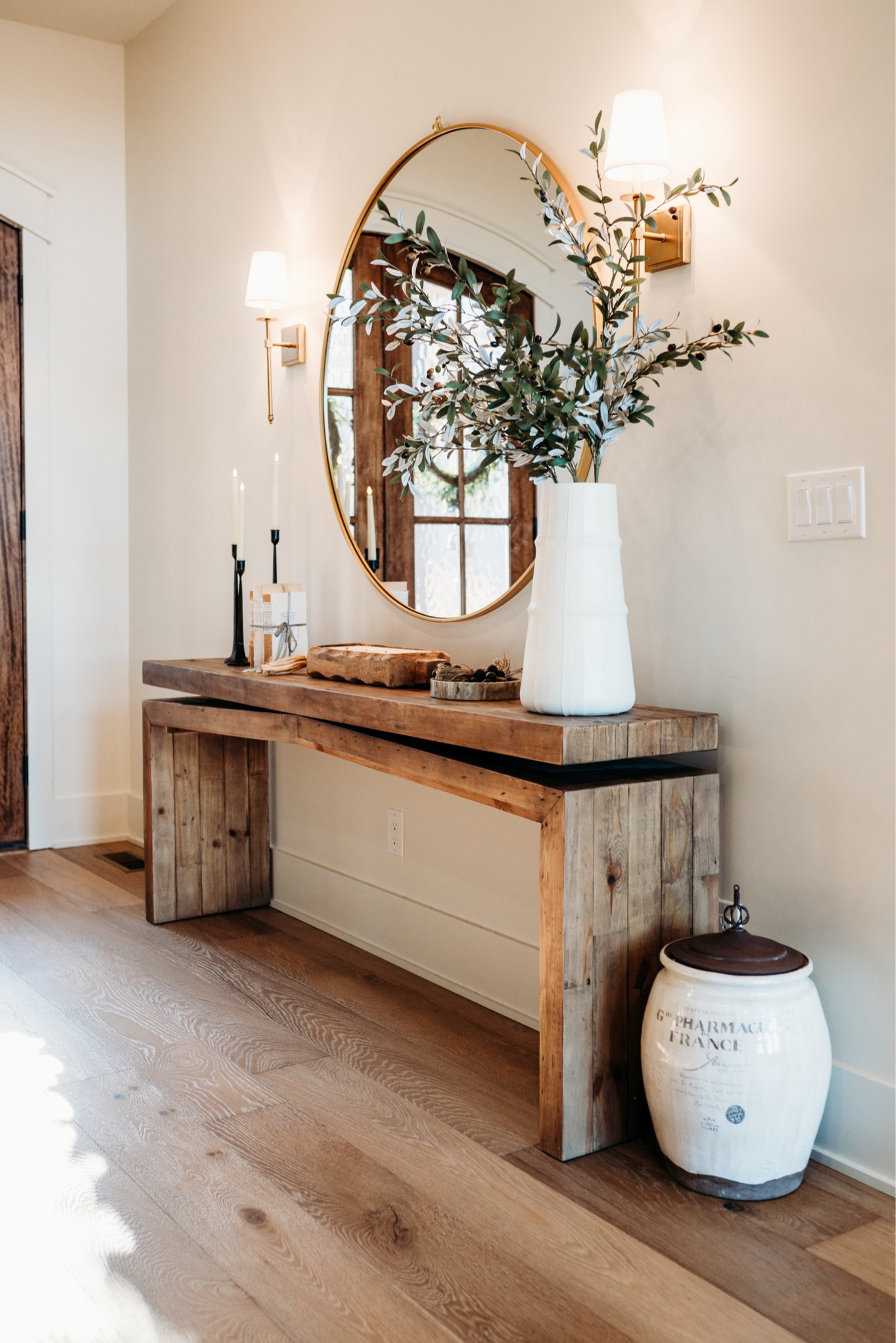 Everyone’s favorite console table!



#LTKhome