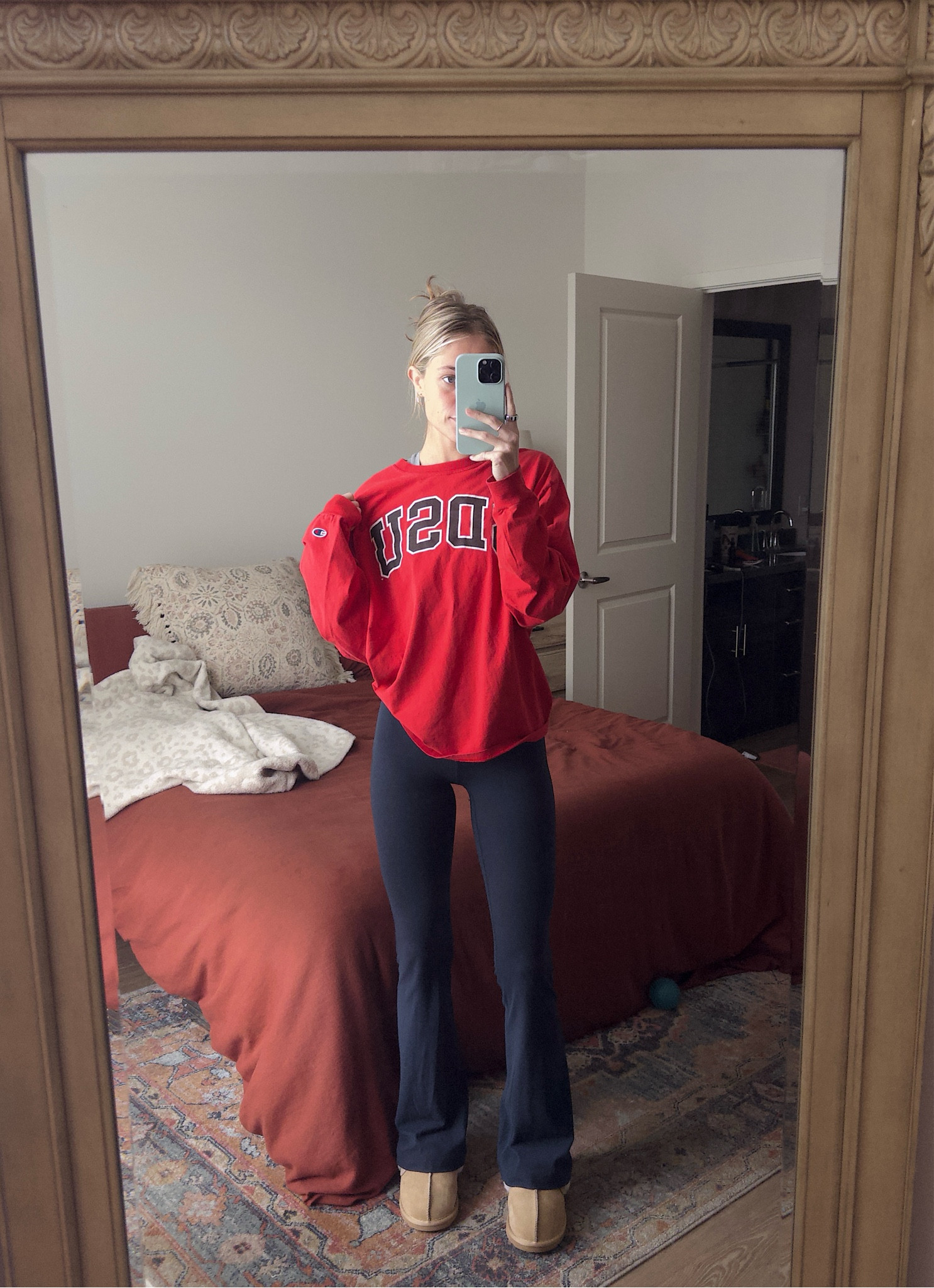 Comfy work from home fit 🫶🏼 

Lululemon Align Flares size 2

#lululemon #align #alignflares #slippers #houseshoes #casalunabedding #ouraring 

#LTKMostLoved