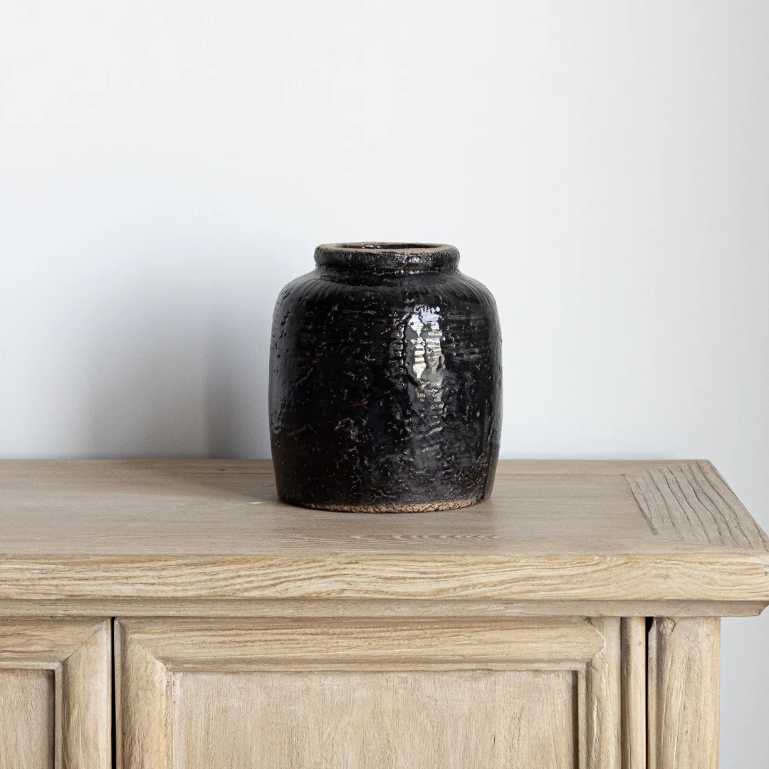 Black Ceramic Vase | By Luxe B Co. | luxe bCO