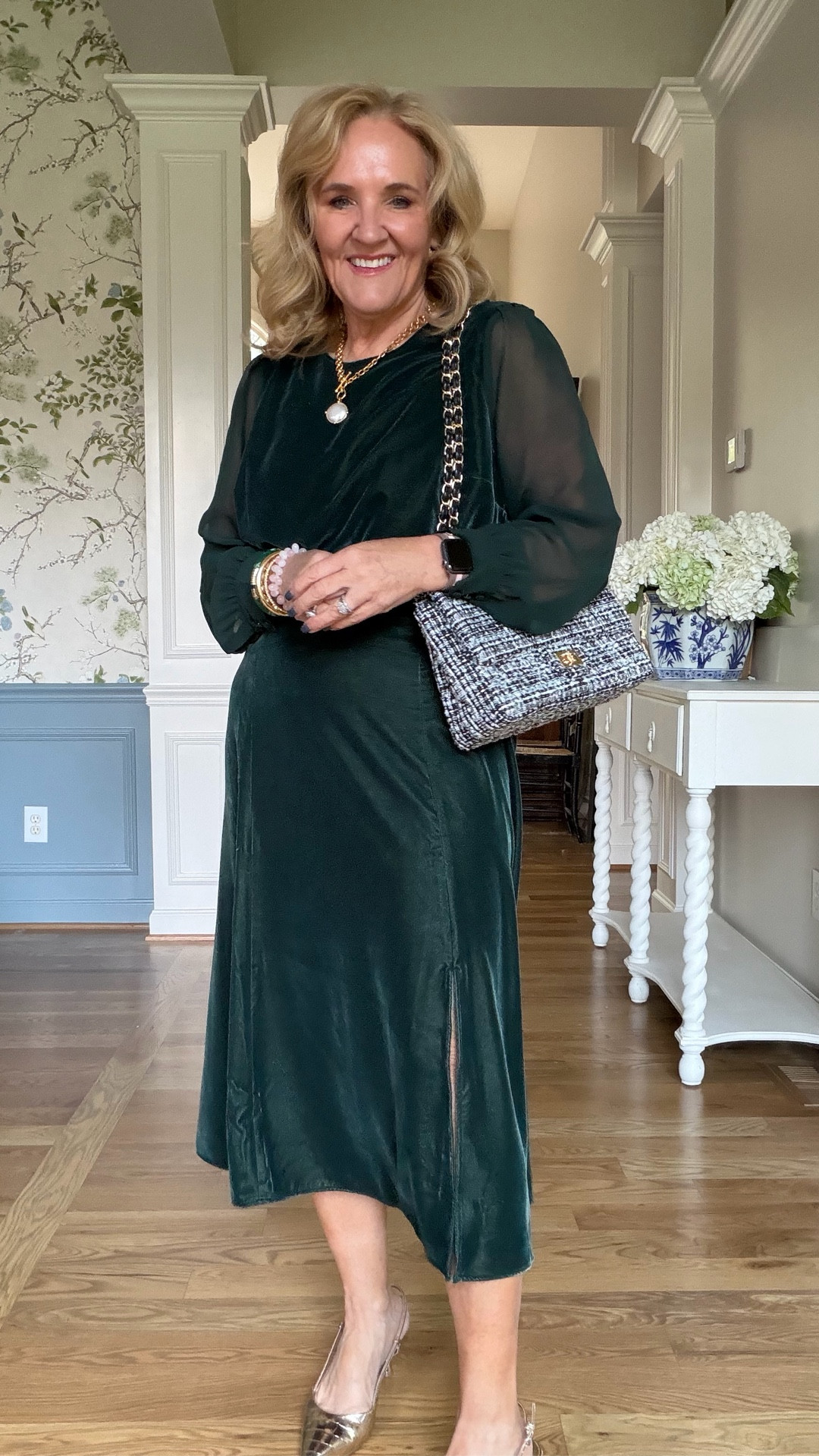 JCREW factory holiday haul! Place your order now to get your size especially if you’re buying matching pieces. These sizes will go.
Velvet blazer size 10, regular
Velvet pants size 8 petite. The slim straight pants I would recommend sizing up if you’re in between.
Argyle sweater size medium
Velvet top size
Velvet skirt size
Embellished jeans, size 29 petite I would size up if you’re in between
Tweed blazer this is a 12 regular from last year, but I like to relaxed Fit
Chambre blouse I’m in a medium petite size up if buying a petite
Blue velvet pants size 29 petite and they are roomy
Red sweater size up to a large and I like the relaxed fit
Plaid blouse size medium regular
Halfway corduroy’s size 28 petite
Tartan plaid trimmed Henley size medium
Talbots quilted red jacket size medium petite
Boots I always size up a half
20% off my jewelry code NANETTE20


#LTKOver40 #LTKHoliday #LTKSaleAlert