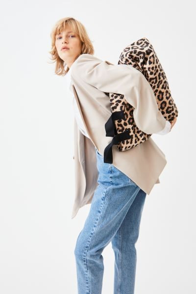 Slim Mom High Ankle Jeans | H&M (US + CA)