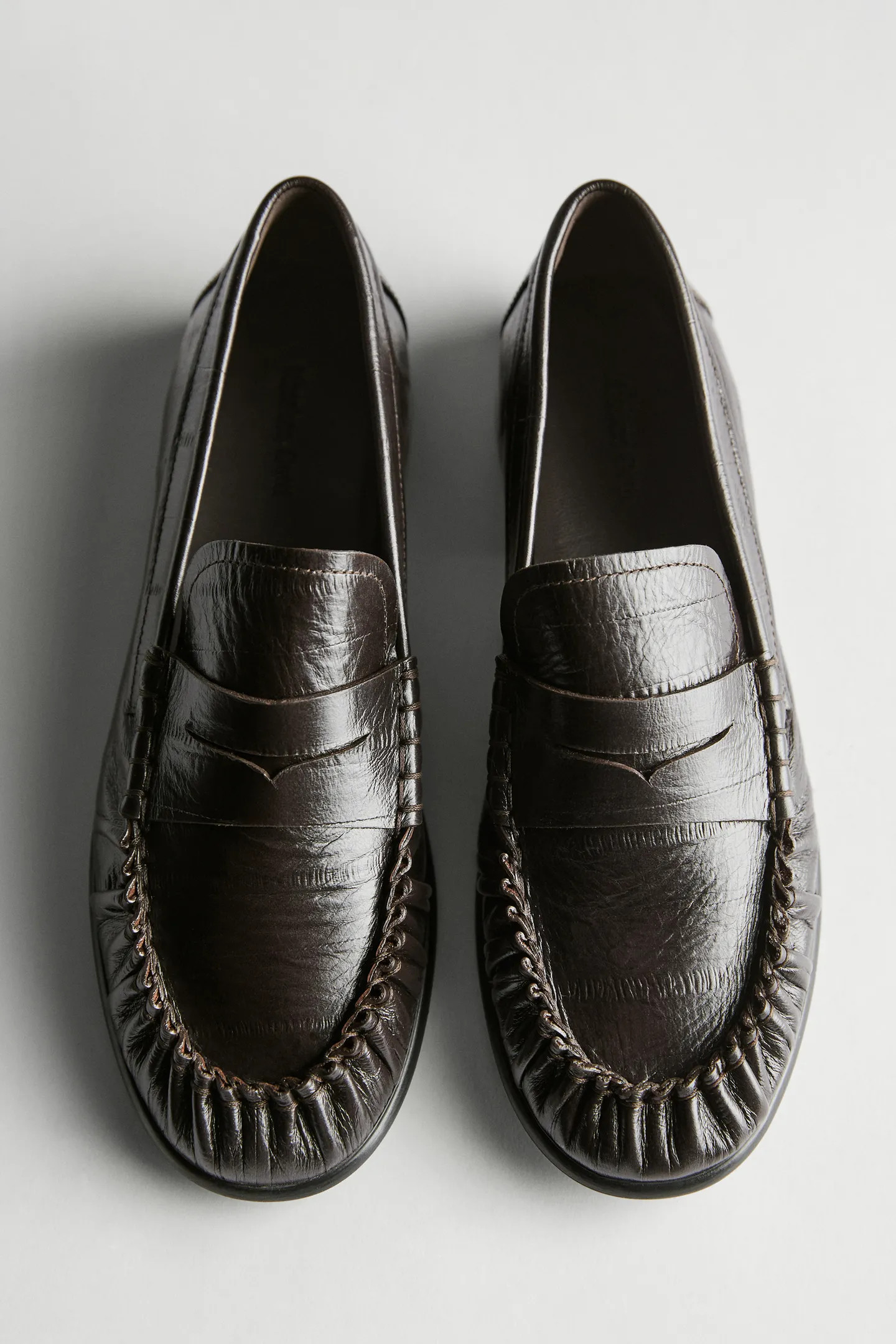 Embossed leather loafers - BROWN | Massimo Dutti UK