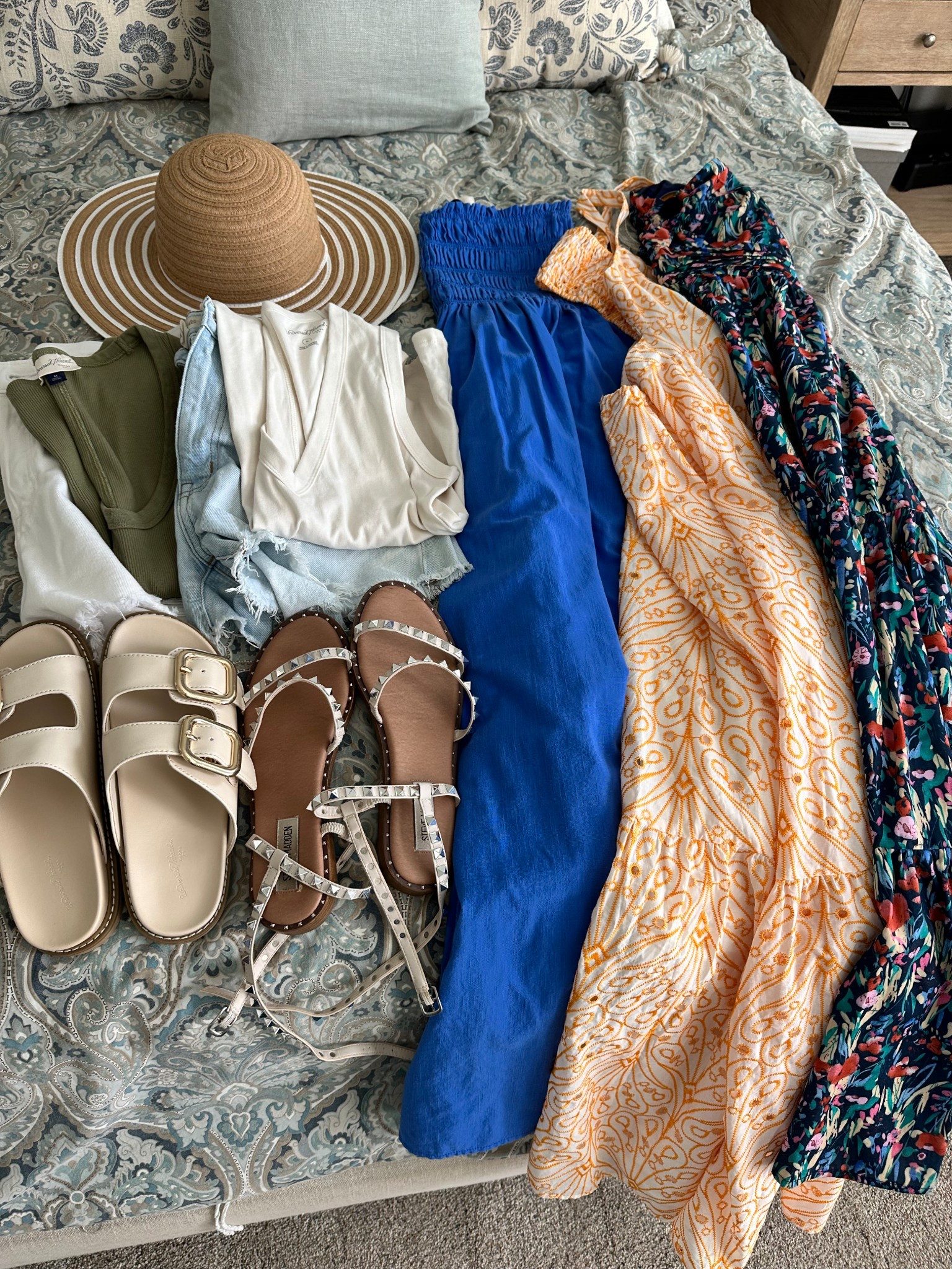 Pack with me for spring break  🏖️☀️🌊
 

#LTKSeasonal #LTKFindsUnder50 #LTKSpringSale