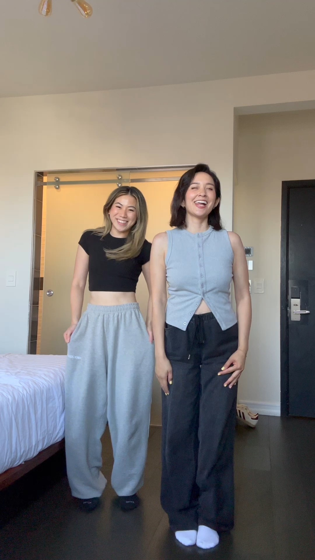 Fun dance cover with Tiana!

My current fave pants are from HM! Wearing size Small. I got them in all the colors btw haha — They do run a bit long (I’m 5’3”!) 