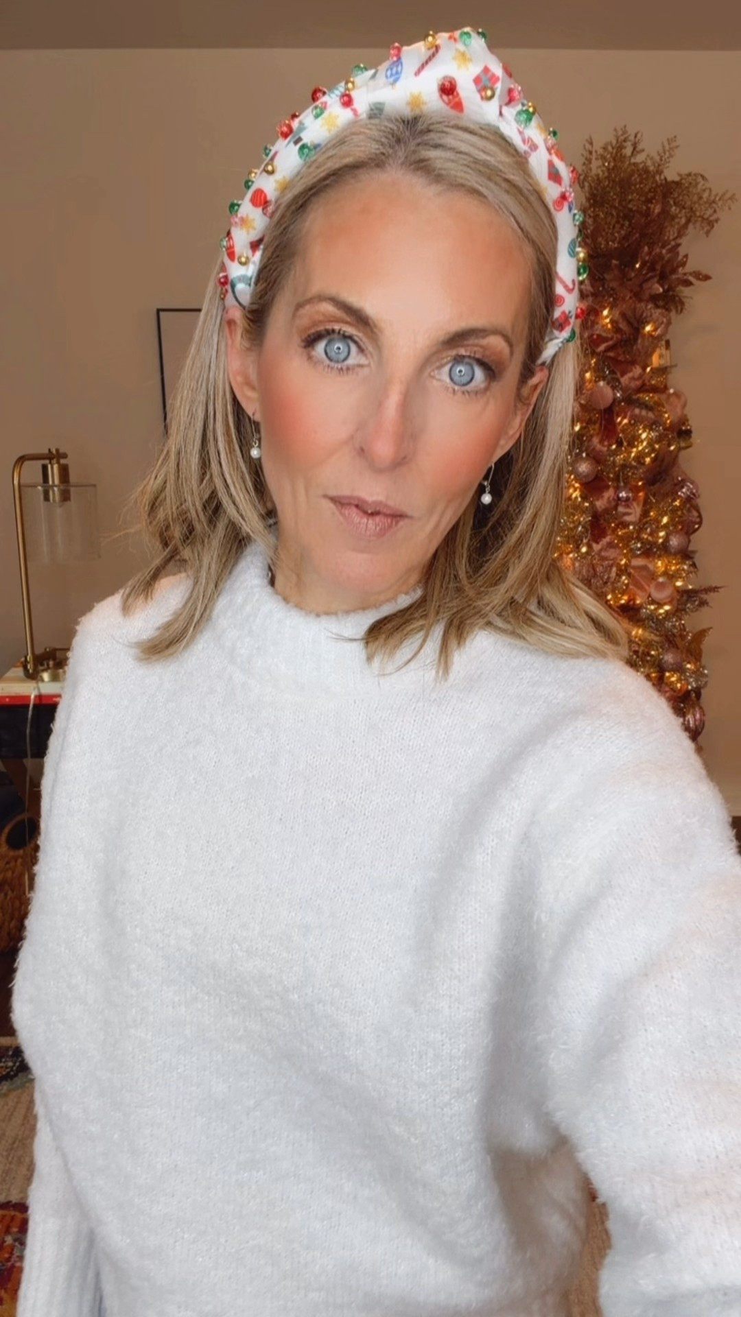 Frosty the Snowman Day… but make it teacher-cute and under $25. ☃️ Today’s theme in Learning Land is Frosty the Snowman, and I understood the assignment 🤍❄️ Comment SNOW to get this whole $25 winter look sent to YOU!

This $19 Free Assembly mock-neck sweater is the perfect winter white—soft, fuzzy, and cozy with a subtle sparkle that feels festive without trying too hard. The drop shoulders, slight waist taper, and shorter length make it universally flattering and easy to wear all day at school.

I paired it with these Scoop pearl-detail jeans, on sale today for $22, plus comfy sneakers to keep things practical for work, errands, and everything in between. Cute, cozy, and classroom-approved—this is how you do theme days without sacrificing style ☃️✨



#LTKgrwm #LTKdayinmylife #LTKootd

#LTKgrwm #LTKootd #LTKdayinmylife