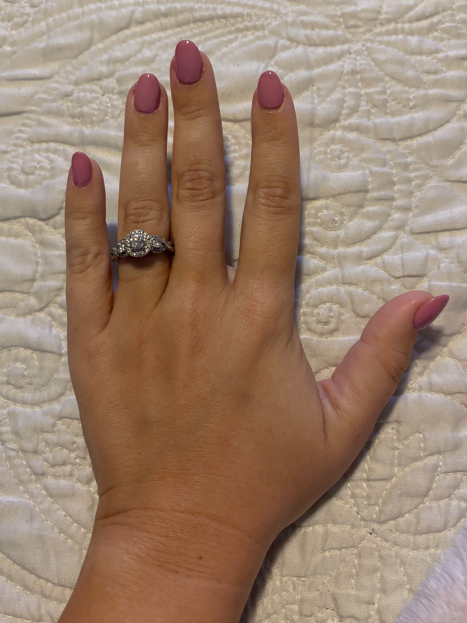 Trying to be frugal and do my own nails 😝

#LTKBeauty #LTKFindsUnder50 #LTKStyleTip