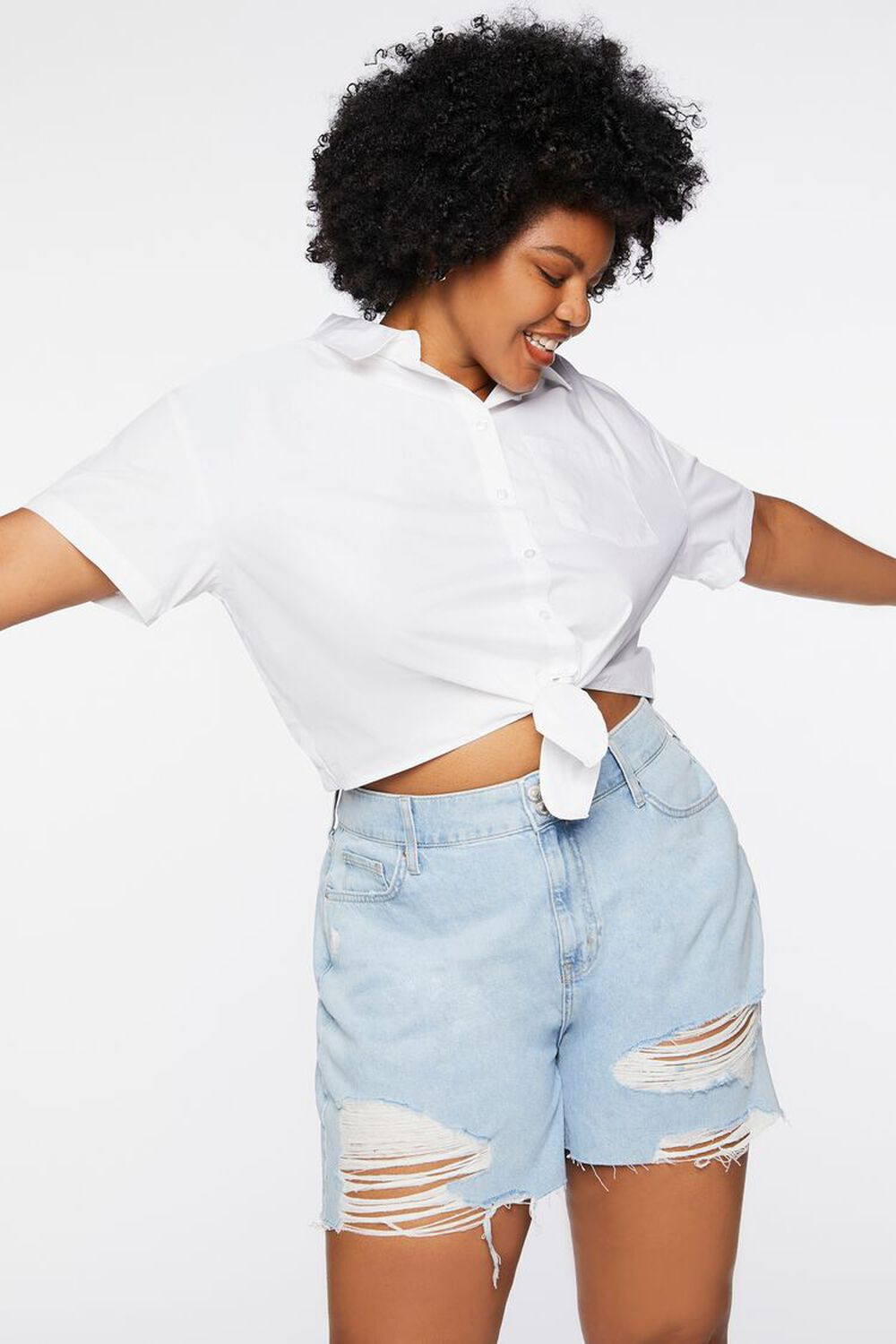 Plus Size Cropped Tie-Hem Shirt | Forever 21 (US)