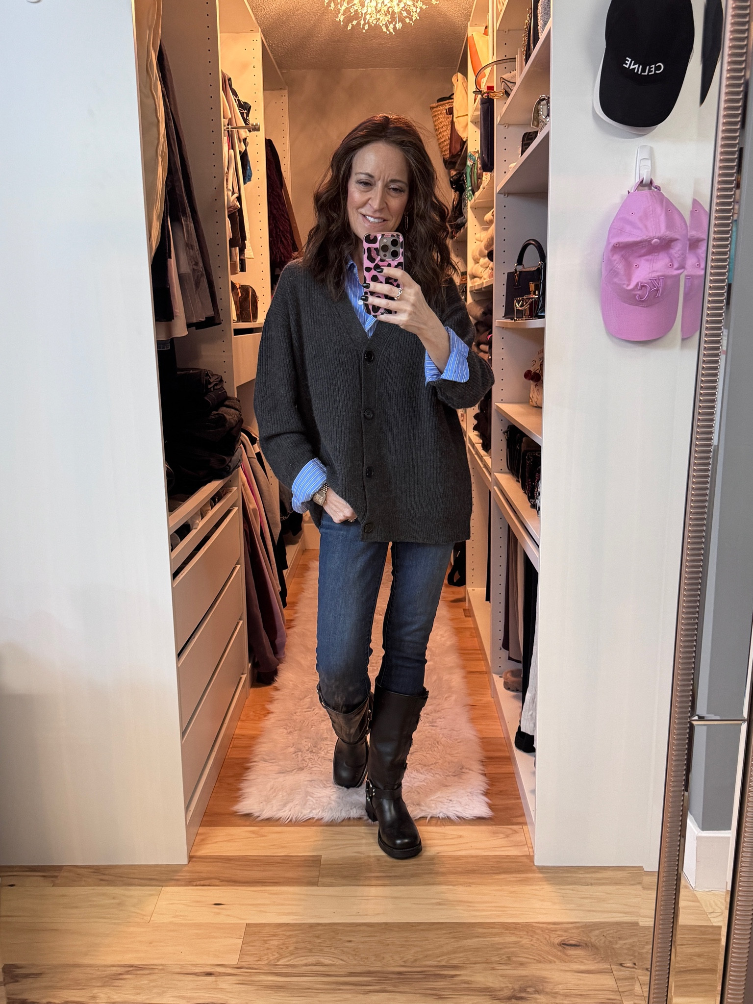 Classic with a twist!

#LTKOver40 #LTKMidsize