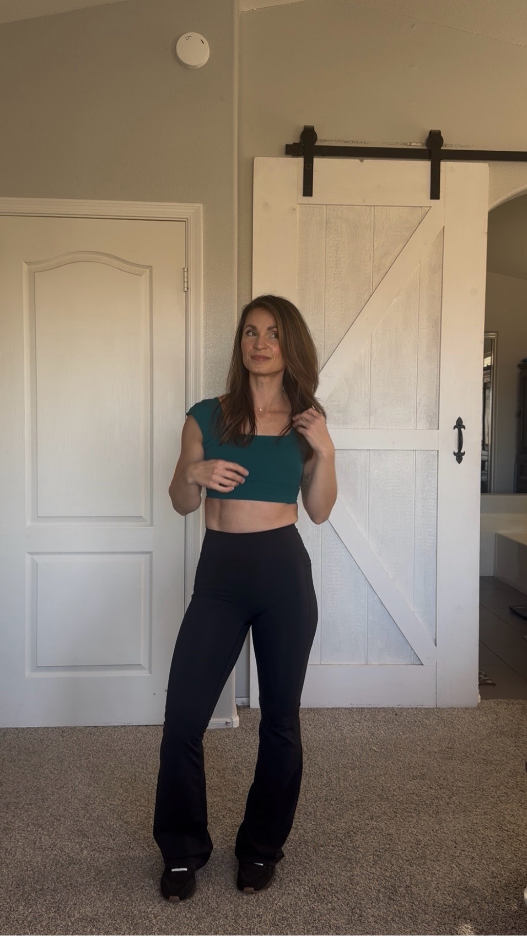 These flare leggings check every box.
Super soft with four-way stretch, high-waisted for tummy control, no front seam (yes please), flattering flare, and pockets I actually use.

I wear these for workouts, errands, and everyday life — they’re that good.

Use code “BROOKE20” to save 20%
Check my bio for the link 🤍

@yunoga_athletic #yunoga #yunogasports

#LTKGiftGuide #LTKselfcare #LTKActive