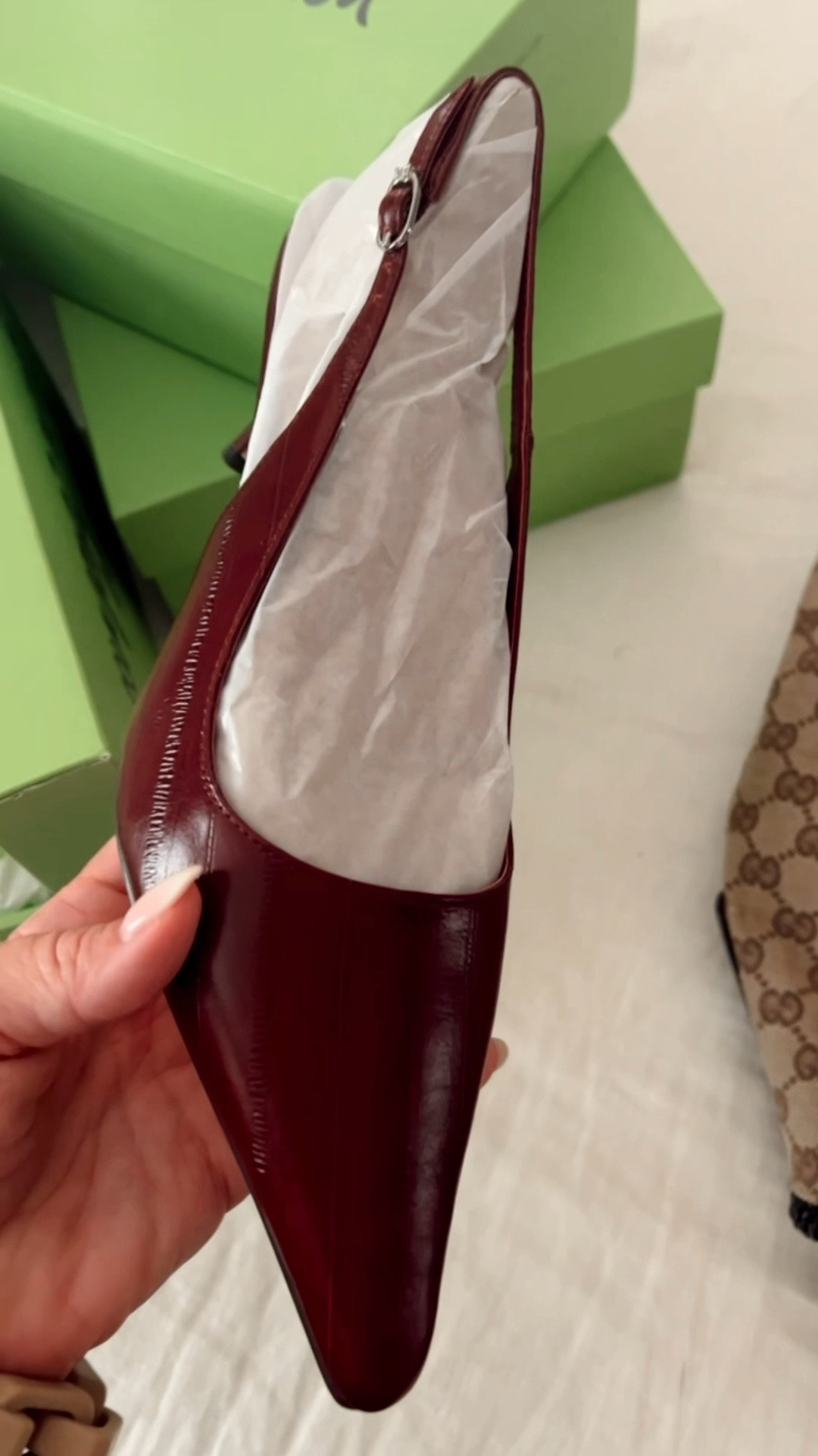 The Fall Shoe Edit 🍷

The perfect date night heels, dinner date heels, church heels, heels to wear with jeans, leather pumps, shoes, fall style, fall styling, fall edit. 


Merlot heels
Wine heels
Burgundy heels
Leather kitten heels
Kitten heels
Sam Edelman

#LTKstyletip #LTKVideo #LTKshoecrush