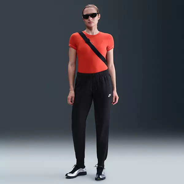 Nike Sportswear Women's Club Fleece Mid-Rise Joggers | Dick's Sporting Goods | Dick's Sporting Goods