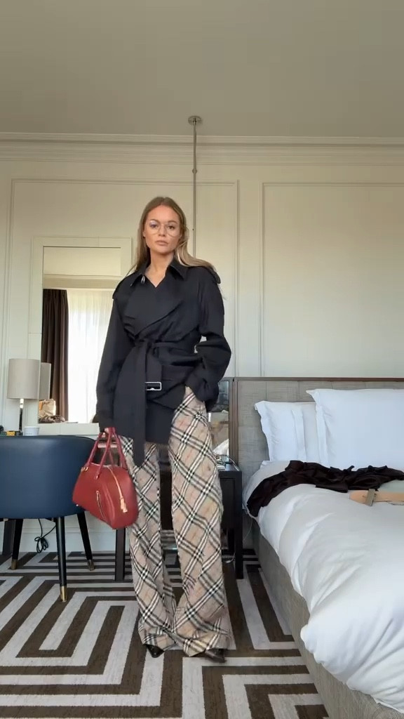 Full Burberry look for the Burberry show at LFW 

#LTKWatchNow #LTKStyleTip