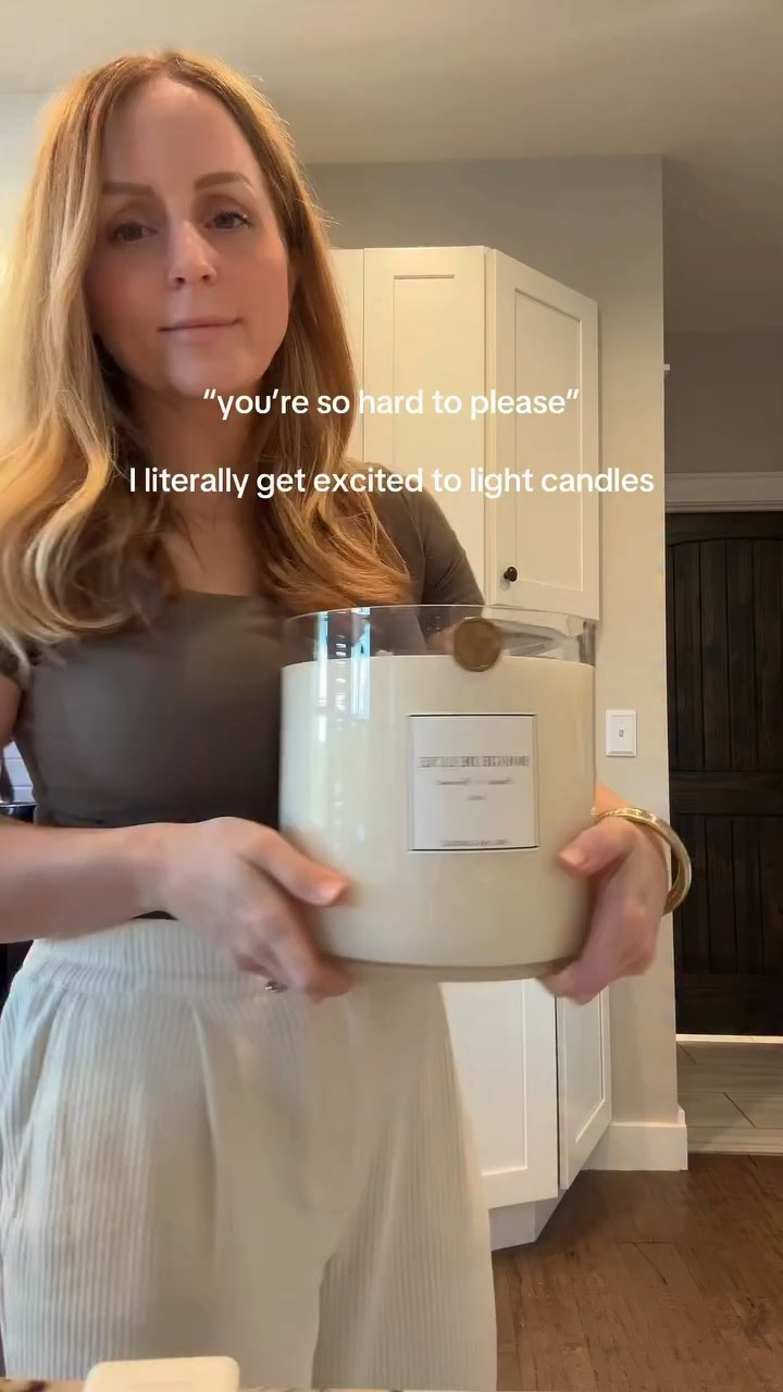 My big ass candle code is SARAHRAY15!! literally get excited to light my candles after cleaning the house & my iced coffee ♥️ comment candle and I’ll send ya the details! Santal & coconut is🥳 @bigassluxuries 

#LTKHome #LTKmomlife #LTKdayinmylife