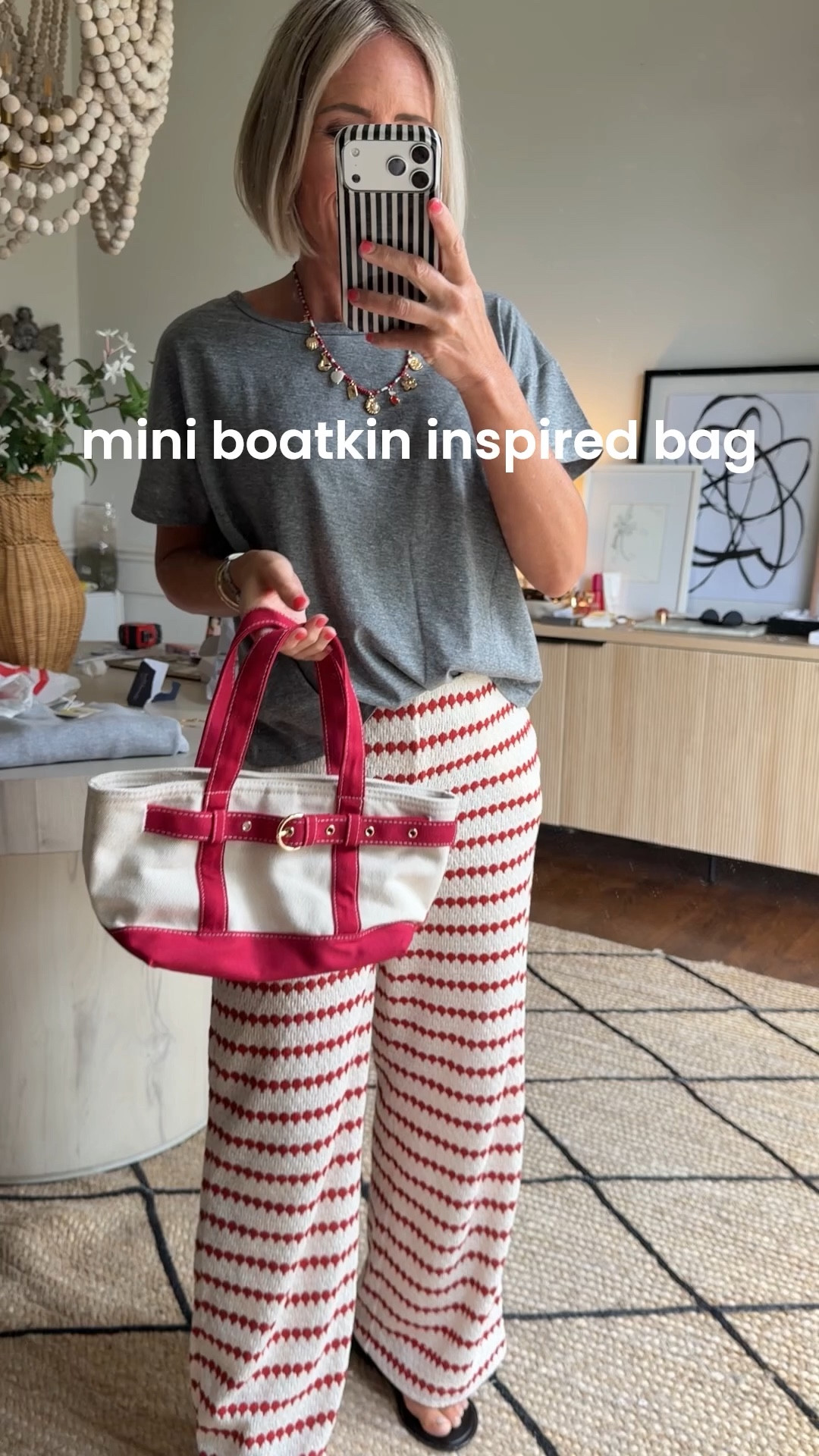 i have been loving this style of bag so when i saw this for under $25 it was a yes

#LTKdayinmylife #LTKMothersDay #LTKOver40