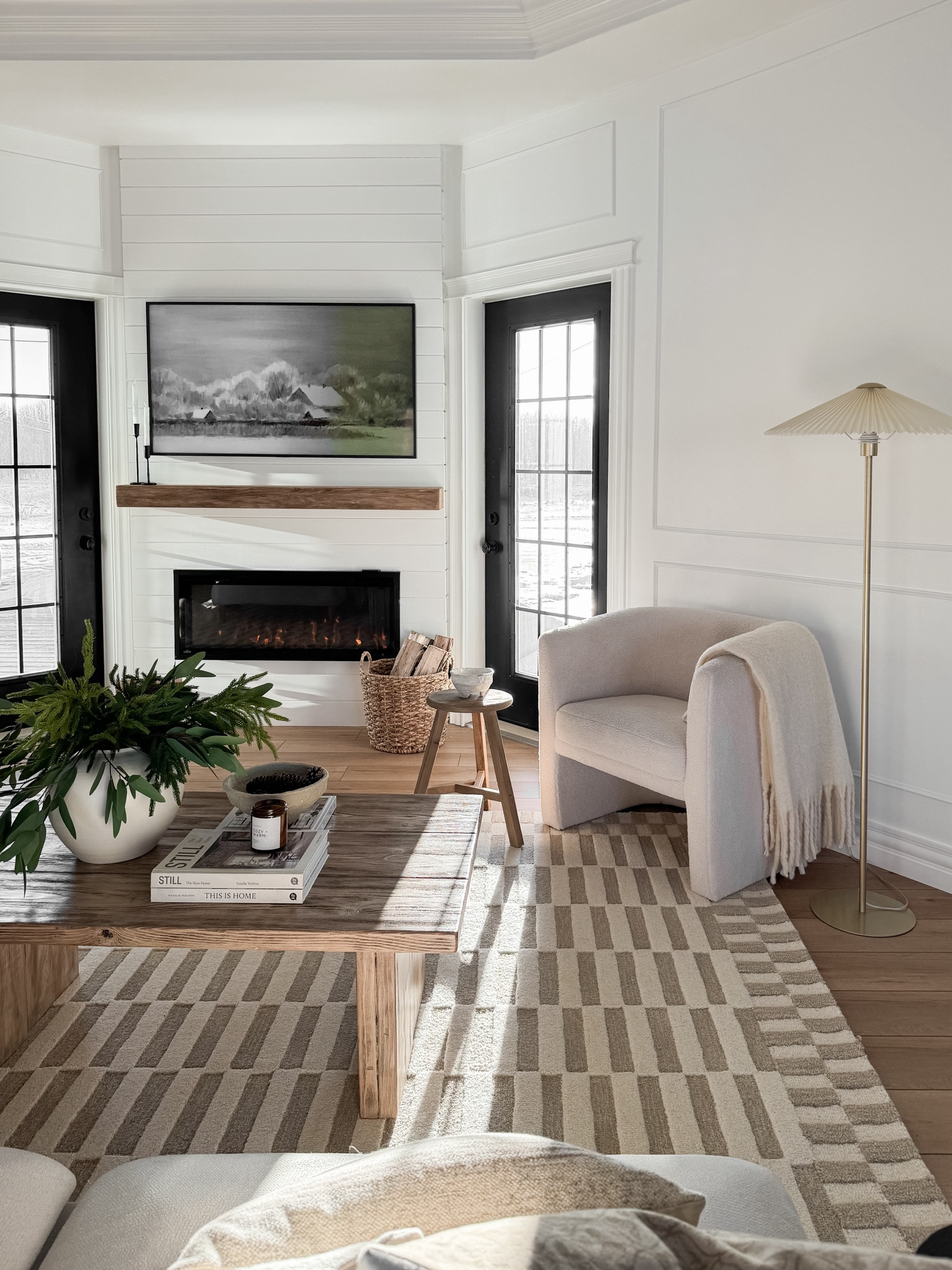 get the luxury look for less with this adjustable pleated floor lamp from Amazon! 🤩

I love the muted gold base paired with the fluted shade! 

I still can’t believe I scored this stunning lamp for under $70 CAD 🙌🏼🤯



#LTKhome #LTKfindsunder100 #LTKsalealert