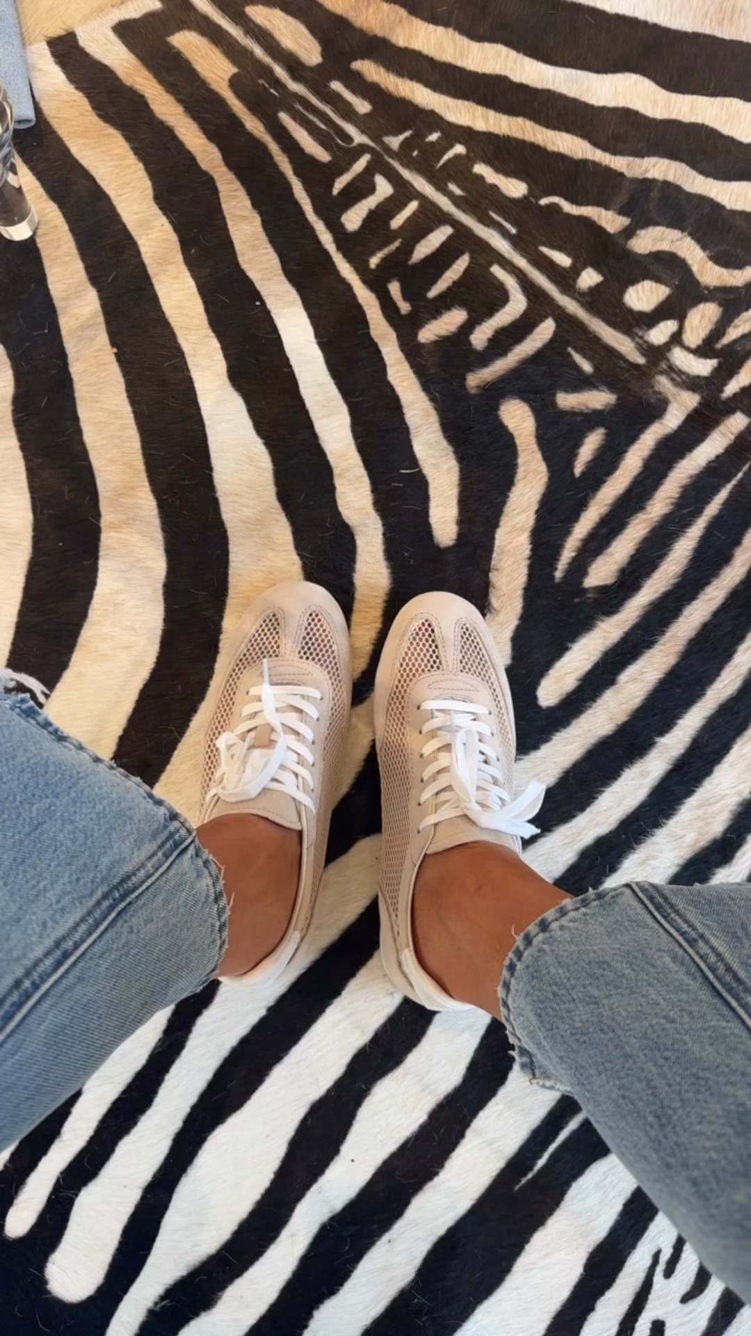 The spring/summer sneaker you should snag … especially while they’re on sale 😍😍😍 