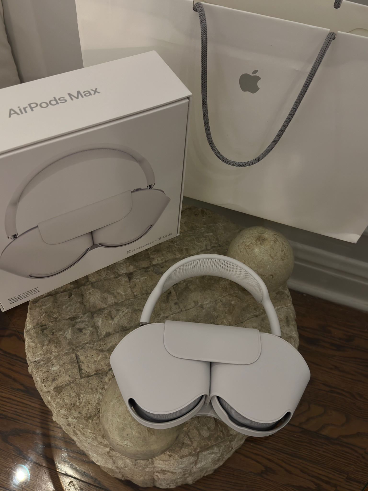 Apple AirPods Max 

#LTKunder50 #LTKstyletip #LTKGiftGuide