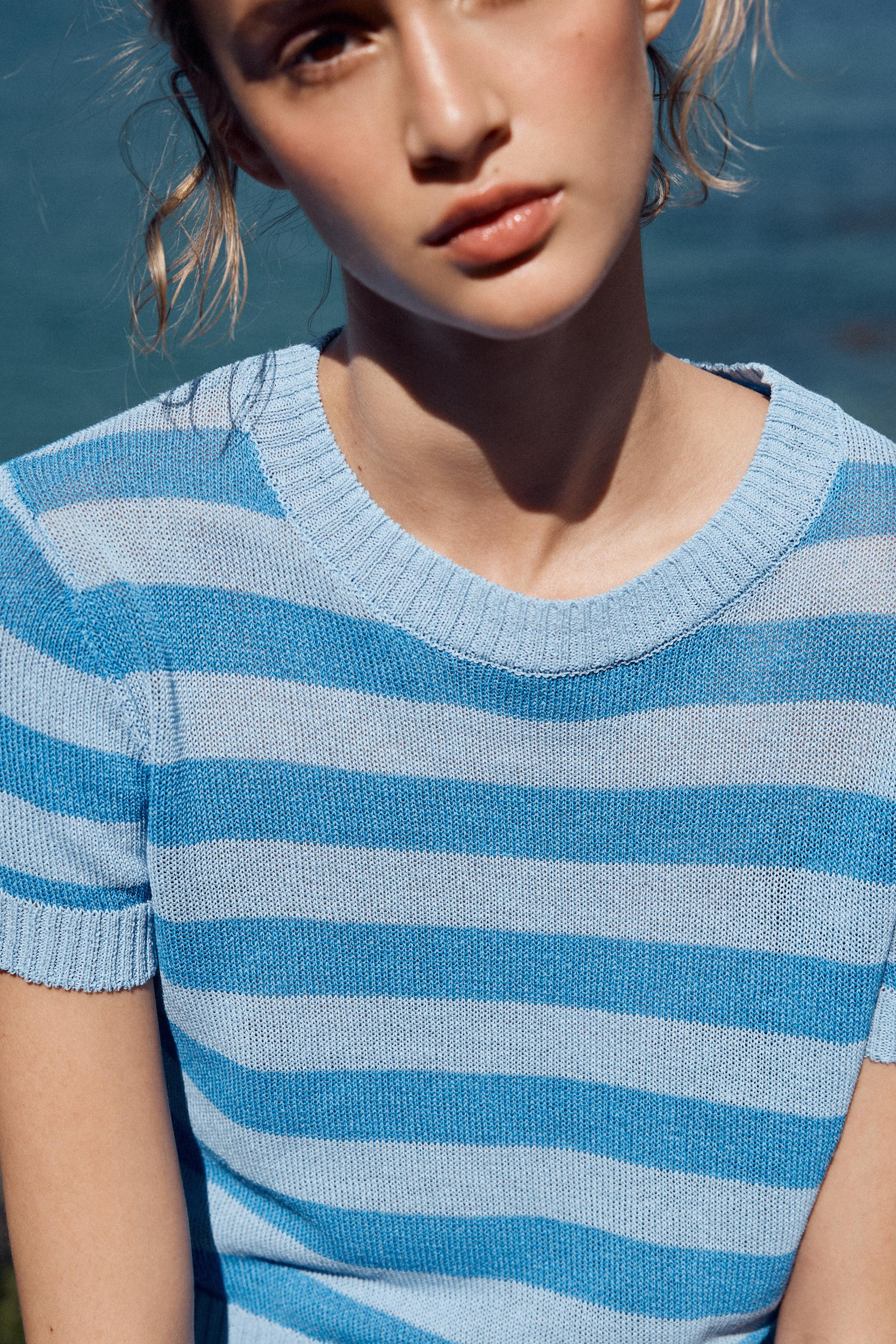 STRIPED KNIT TOP | Zara US