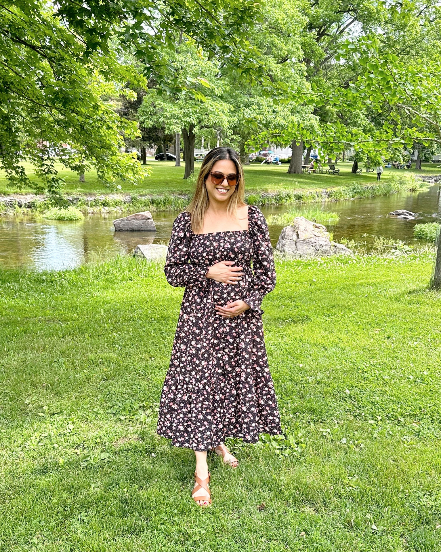 Figuring out how to dress the bump and look cute 🥹 #babybump #maternitydress #amazoncanada #amazonfashion

#LTKstyletip #LTKbump #LTKunder100