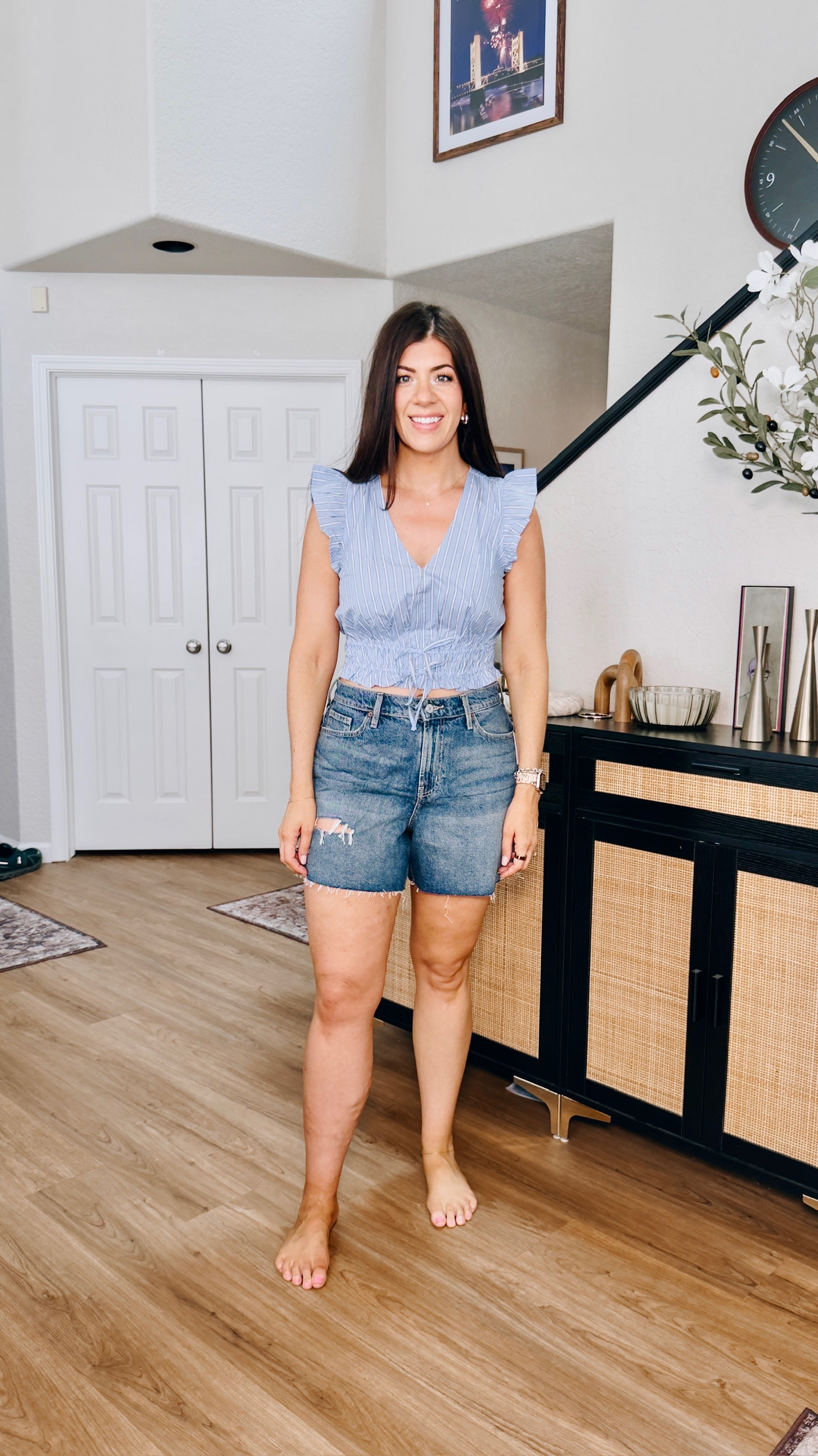 Medium ruffle top, 10 curvy denim shorts! 50% off old navy

Maxi dress, old navy sale, spring outfits, skort, linen pants, women’s spring outfits, polka dot pants, trending, summer style, midi dress, mini dress, spring ootd, summer outfits, spring style

#LTKSaleAlert #LTKOver40 #LTKMidsize