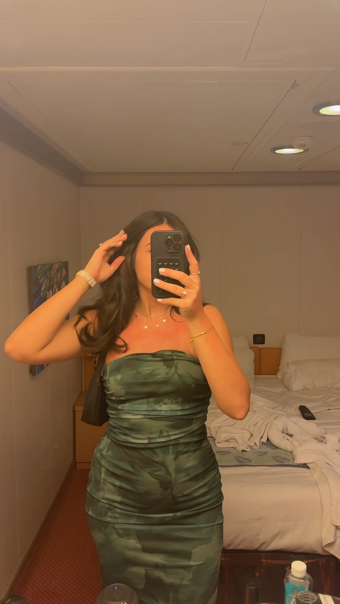 tube dress💚 wearing a size small! 

#LTKVideo #LTKstyletip #LTKfindsunder50