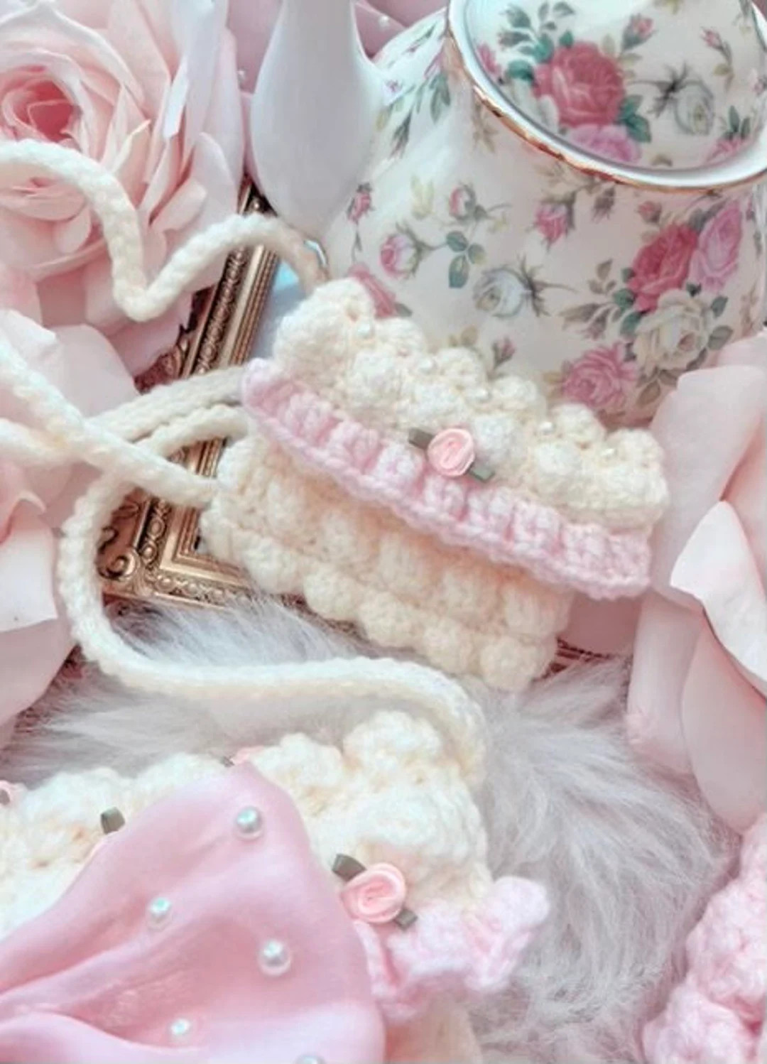 Ivory Coquette Card Holder - Etsy | Etsy (US)